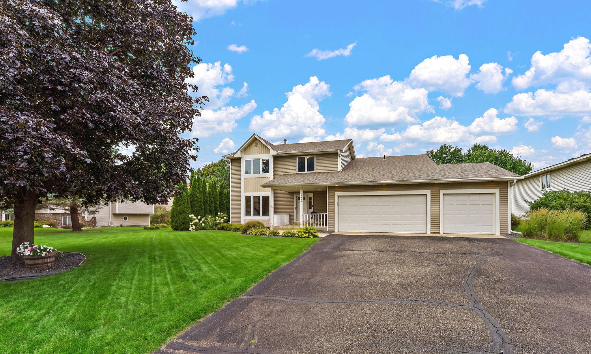 View of Residential at 15659 Highview Lane, Apple Valley MN 55124, Apple Valley (6 of 46) - Mike Wilen | Minnesota Team Real Estate