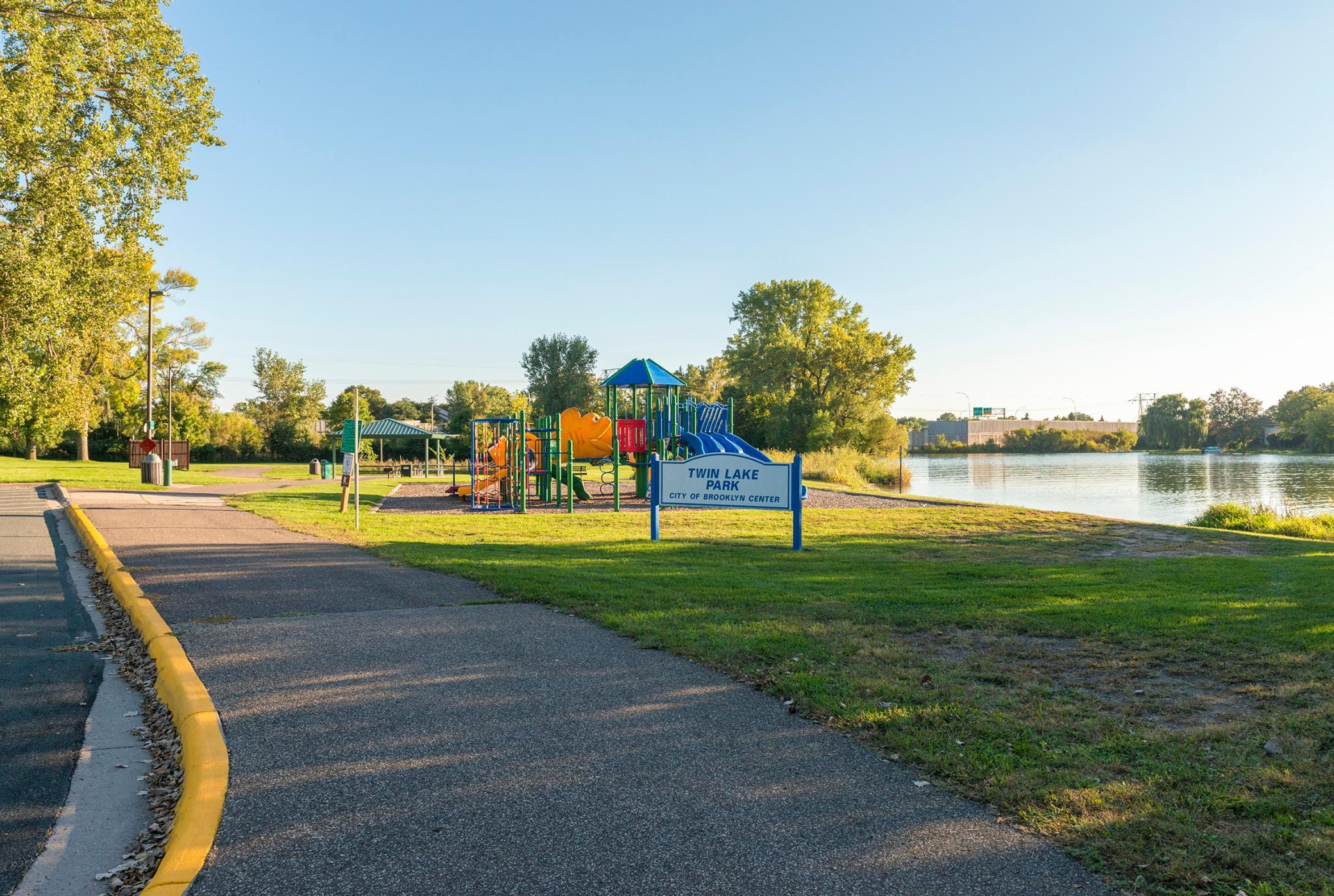 View of Residential at 5737 Northport Drive, Brooklyn Center MN 55429, Brooklyn Center (42 of 50) - Mike Wilen | Minnesota Team Real Estate