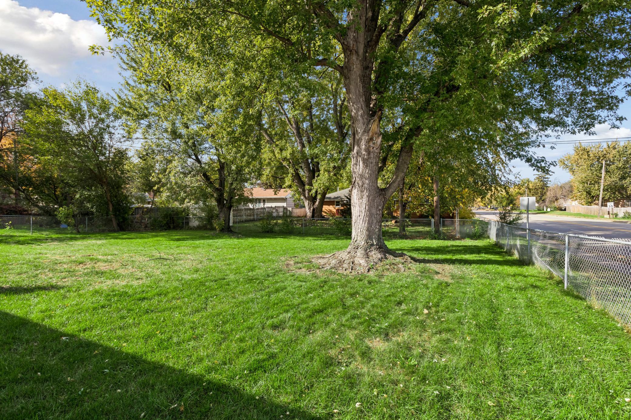 View of Residential at 5737 Northport Drive, Brooklyn Center MN 55429, Brooklyn Center (34 of 50) - Mike Wilen | Minnesota Team Real Estate