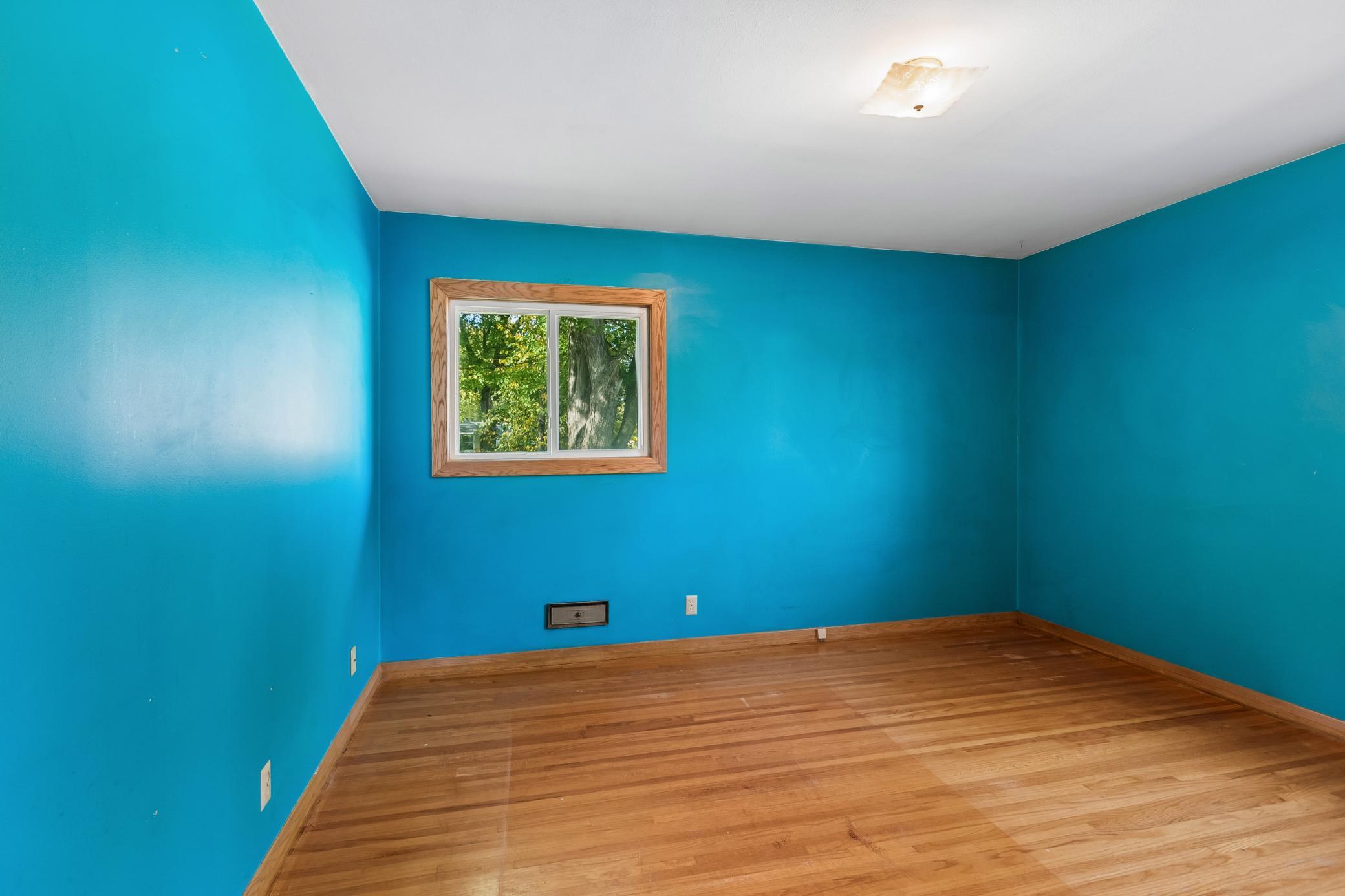 View of Residential at 5737 Northport Drive, Brooklyn Center MN 55429, Brooklyn Center (21 of 50) - Mike Wilen | Minnesota Team Real Estate