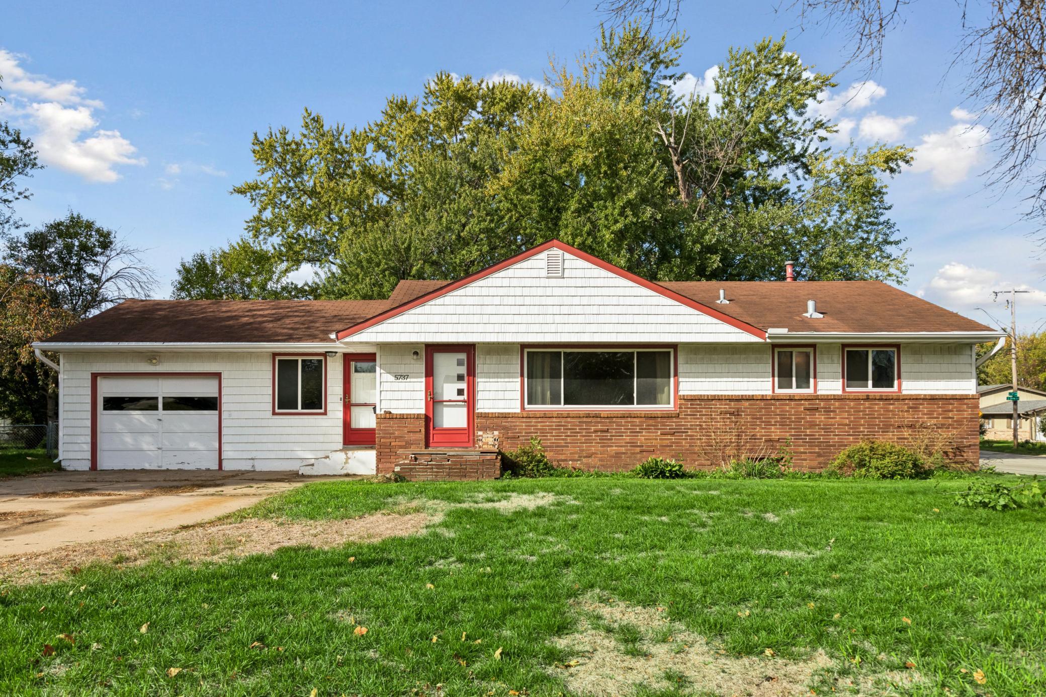 View of Residential at 5737 Northport Drive, Brooklyn Center MN 55429, Brooklyn Center (3 of 50) - Mike Wilen | Minnesota Team Real Estate