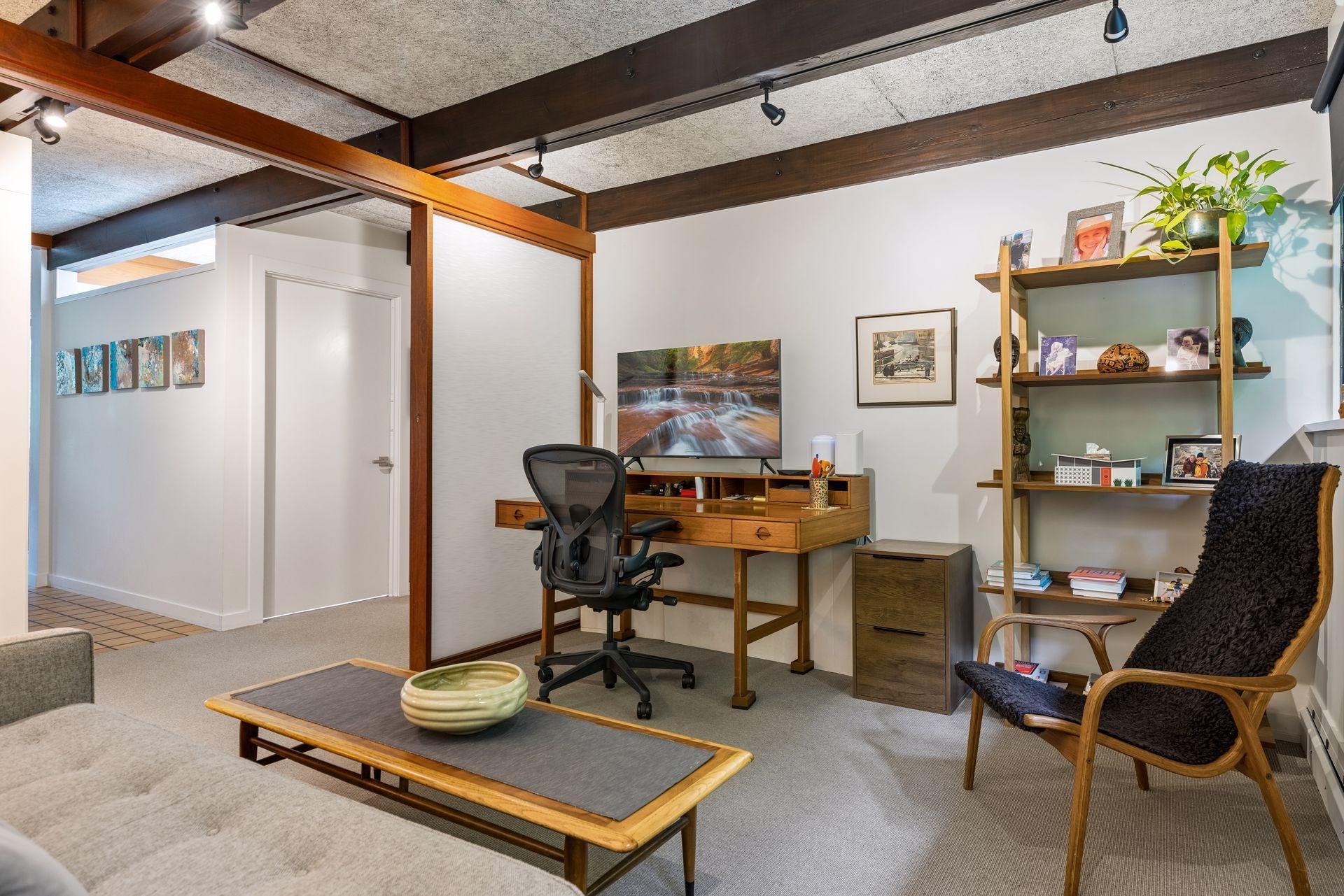 View of Residential at 1722 Oliver Avenue, Minneapolis MN 55405, Minneapolis (58 of 61) - Mike Wilen | Minnesota Team Real Estate