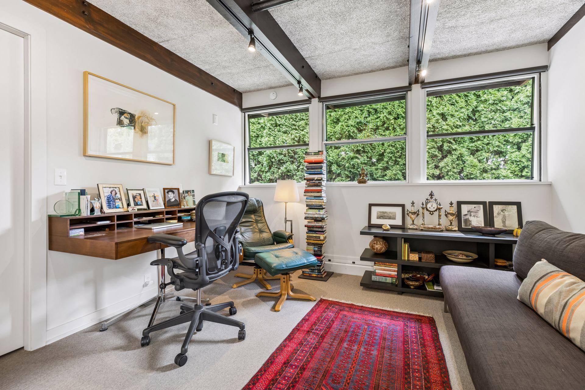 View of Residential at 1722 Oliver Avenue, Minneapolis MN 55405, Minneapolis (39 of 61) - Mike Wilen | Minnesota Team Real Estate