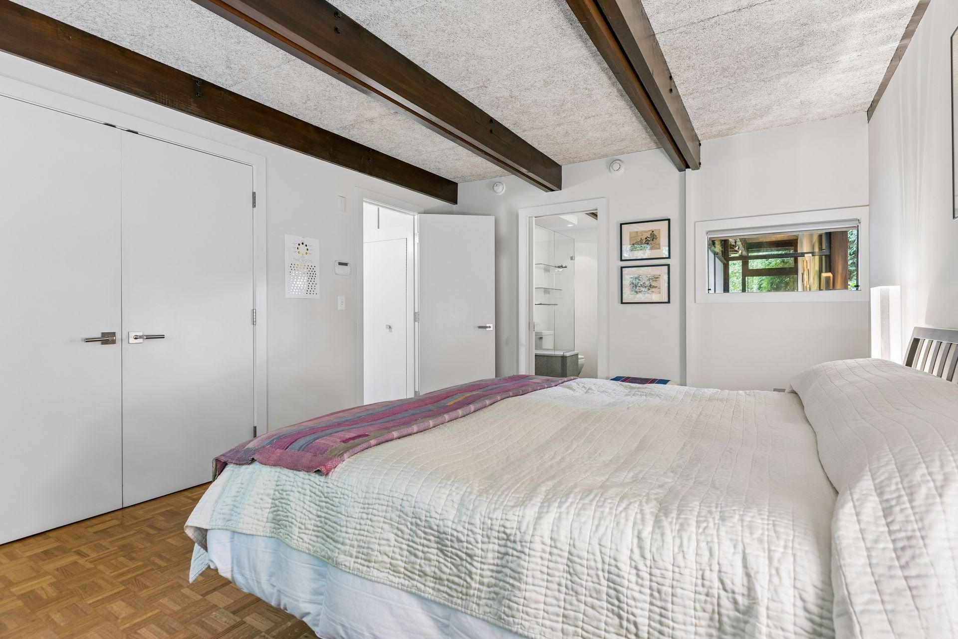 View of Residential at 1722 Oliver Avenue, Minneapolis MN 55405, Minneapolis (34 of 61) - Mike Wilen | Minnesota Team Real Estate