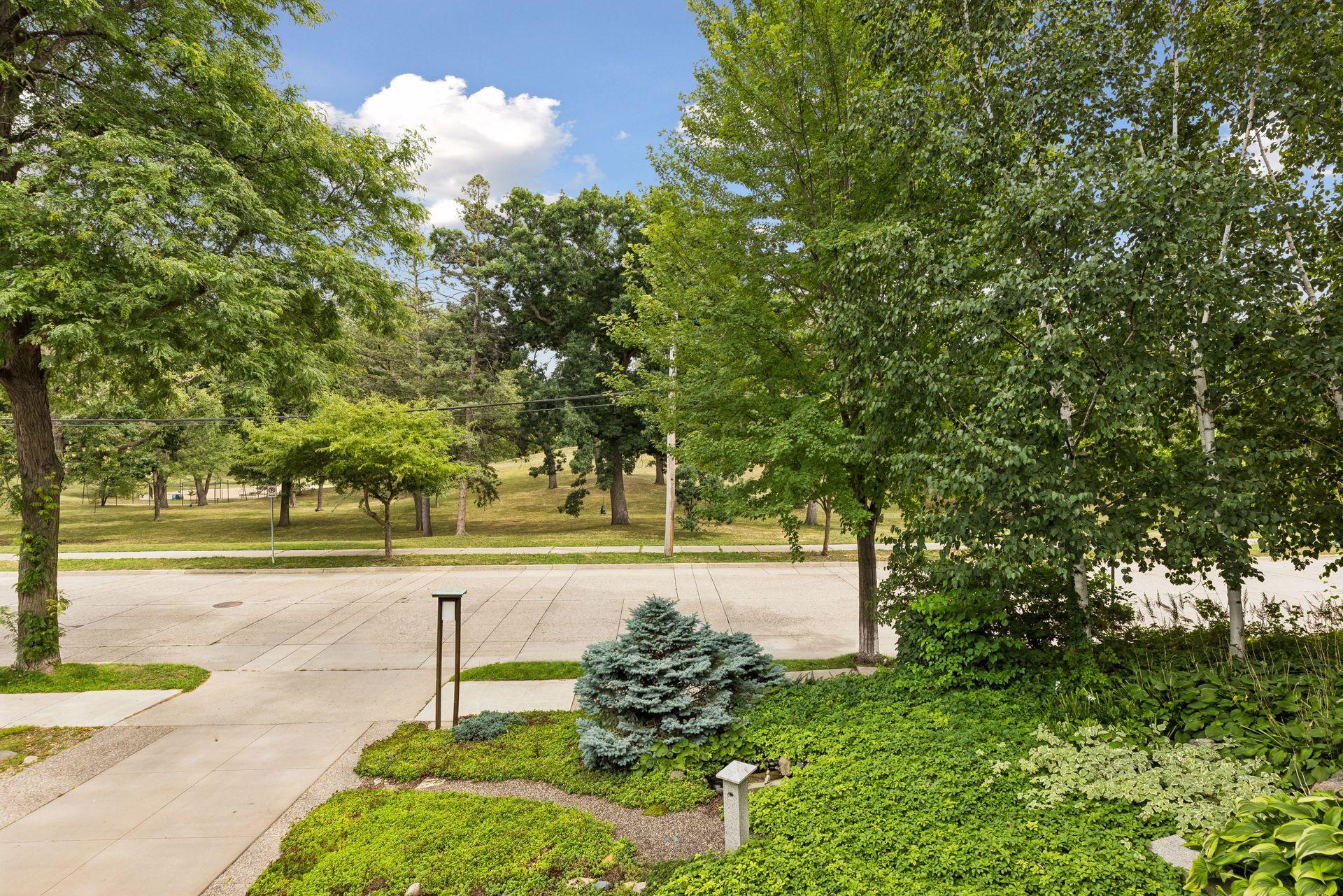 View of Residential at 1722 Oliver Avenue, Minneapolis MN 55405, Minneapolis (31 of 61) - Mike Wilen | Minnesota Team Real Estate