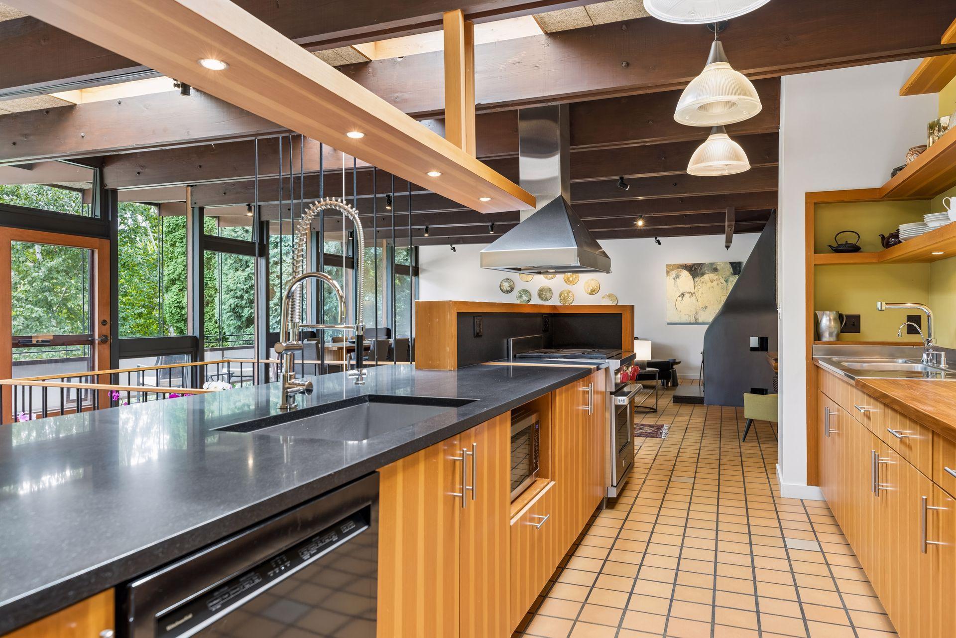 View of Residential at 1722 Oliver Avenue, Minneapolis MN 55405, Minneapolis (28 of 61) - Mike Wilen | Minnesota Team Real Estate