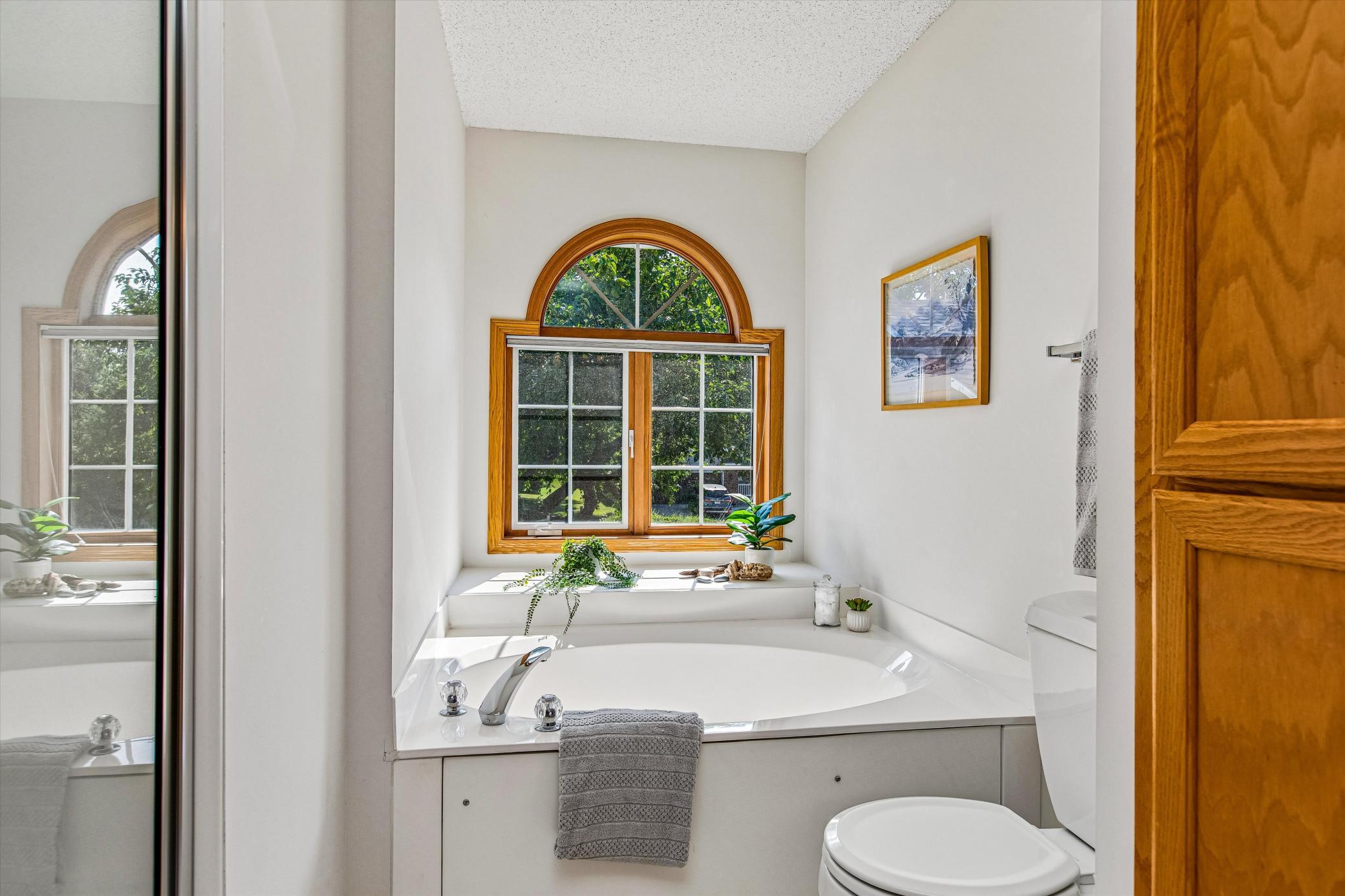 View of Residential at 808 Winterberry Drive, Woodbury MN 55125, Woodbury (21 of 33) - Mike Wilen | Minnesota Team Real Estate