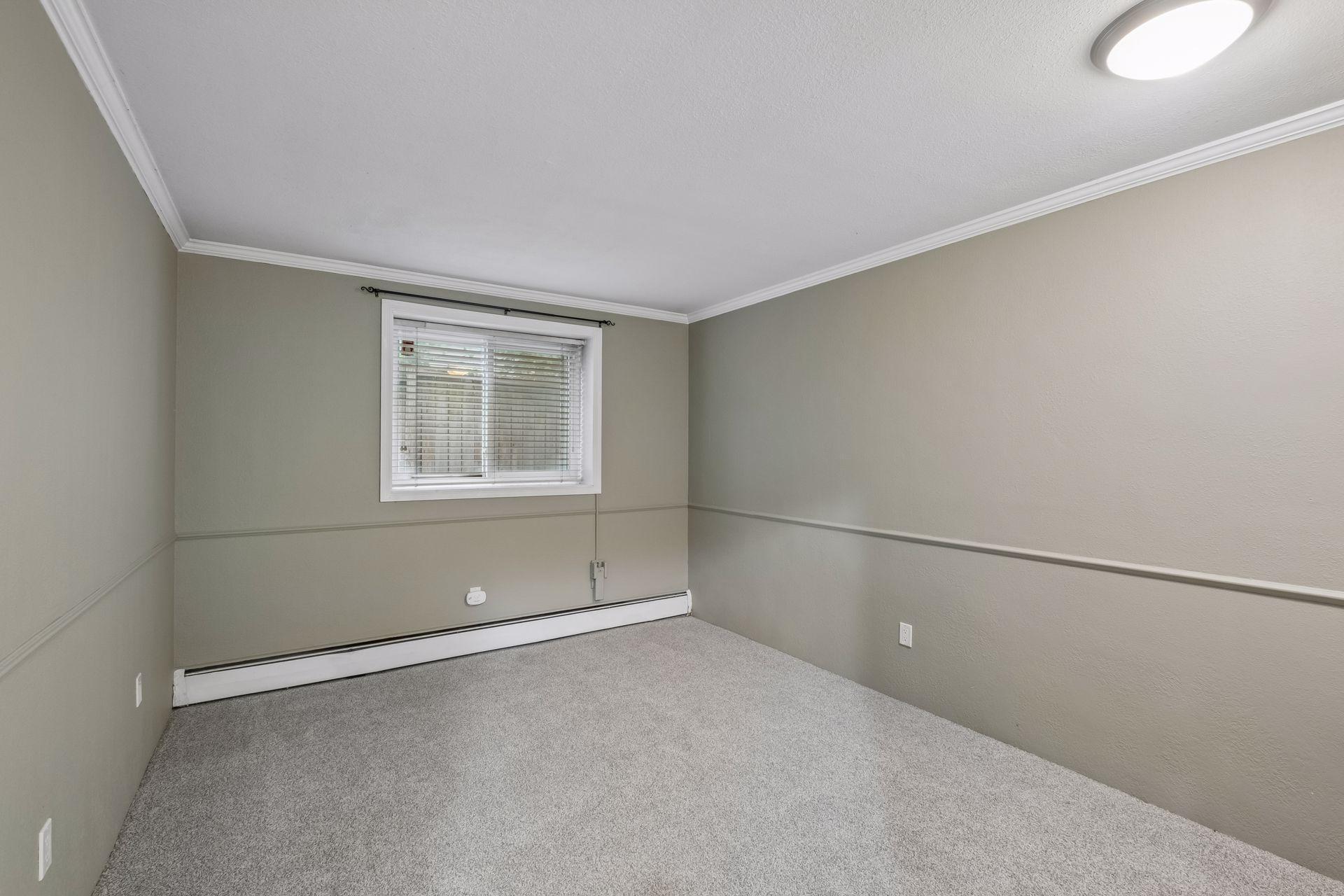 View of Residential at 2732 Grand Avenue #1, Minneapolis MN 55408, Minneapolis (7 of 12) - Mike Wilen | Minnesota Team Real Estate