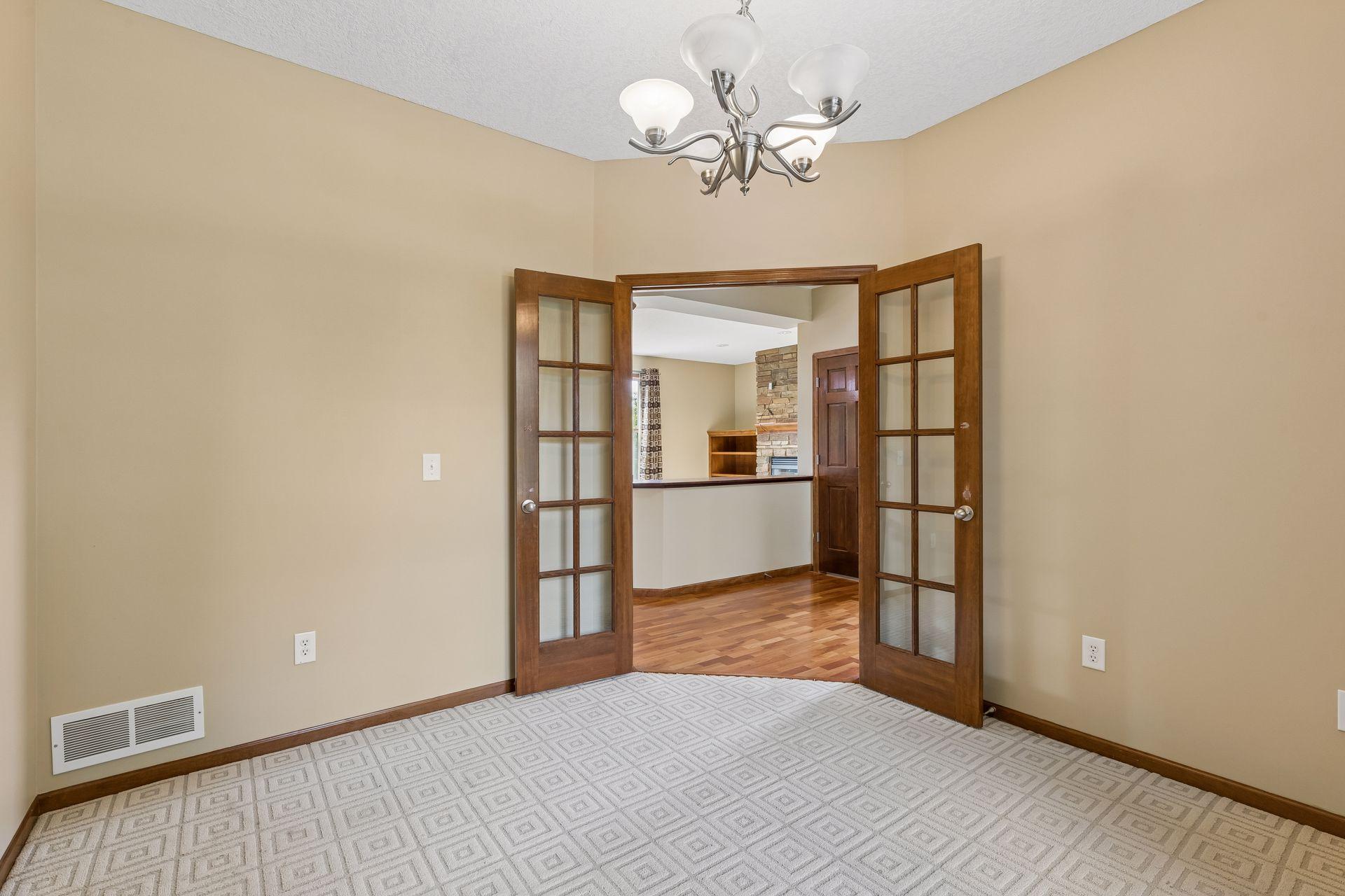 View of Residential at 10375 Quail Circle, Brooklyn Park MN 55443, Brooklyn Park (8 of 51) - Mike Wilen | Minnesota Team Real Estate