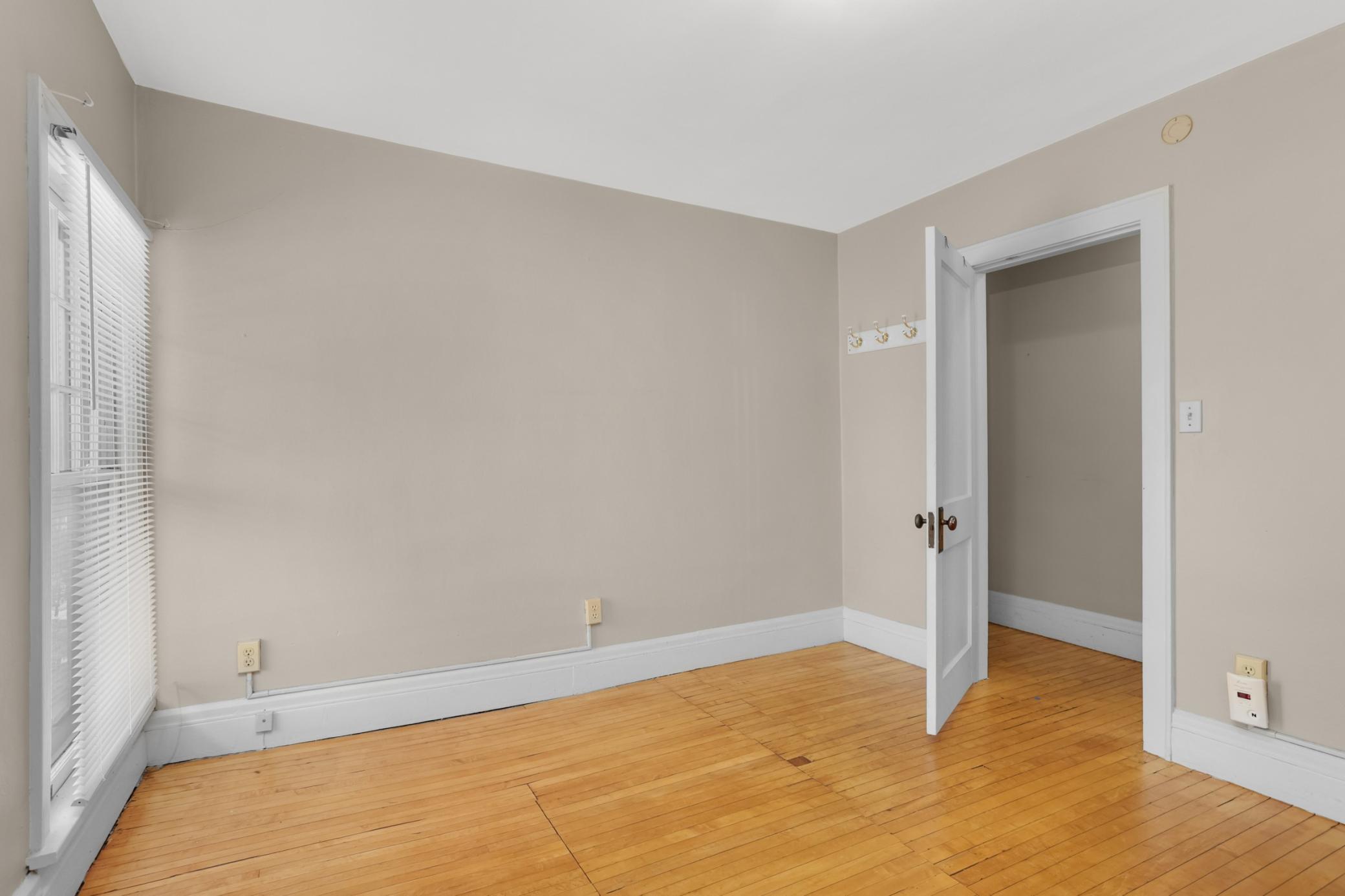 View of Residential Income at 116 Lexington Parkway, Saint Paul MN 55104, Saint Paul (27 of 53) - Mike Wilen | Minnesota Team Real Estate