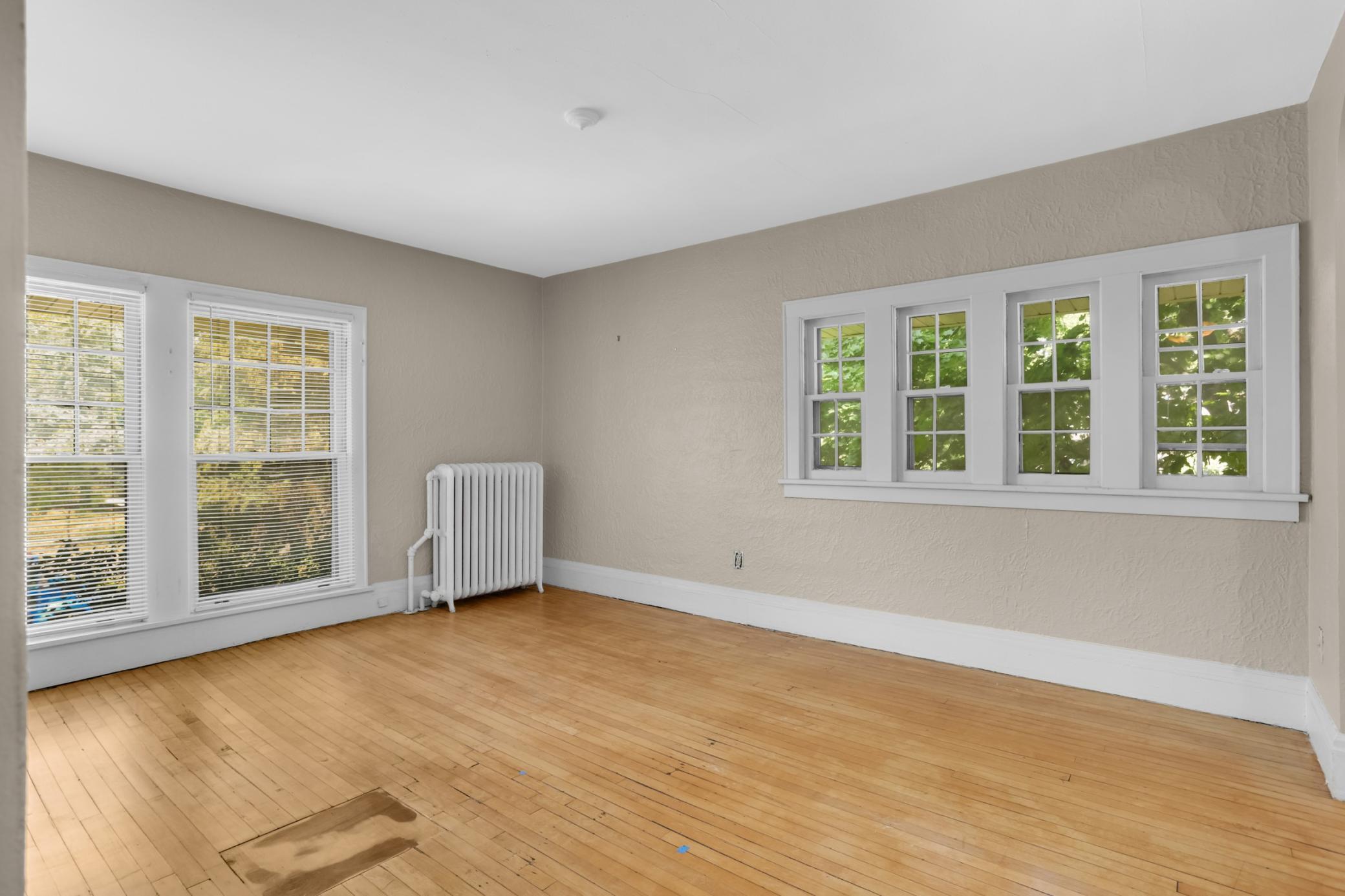 View of Residential Income at 116 Lexington Parkway, Saint Paul MN 55104, Saint Paul (19 of 53) - Mike Wilen | Minnesota Team Real Estate