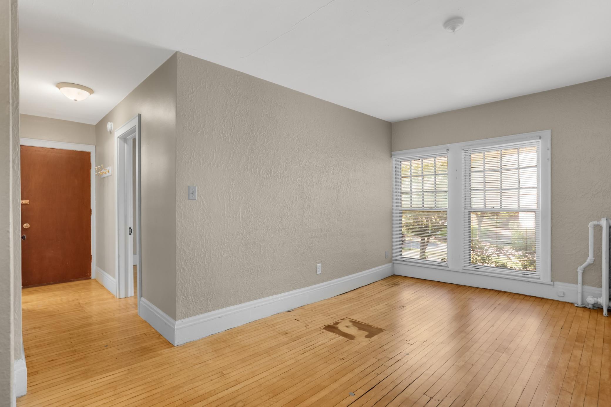 View of Residential Income at 116 Lexington Parkway, Saint Paul MN 55104, Saint Paul (17 of 53) - Mike Wilen | Minnesota Team Real Estate