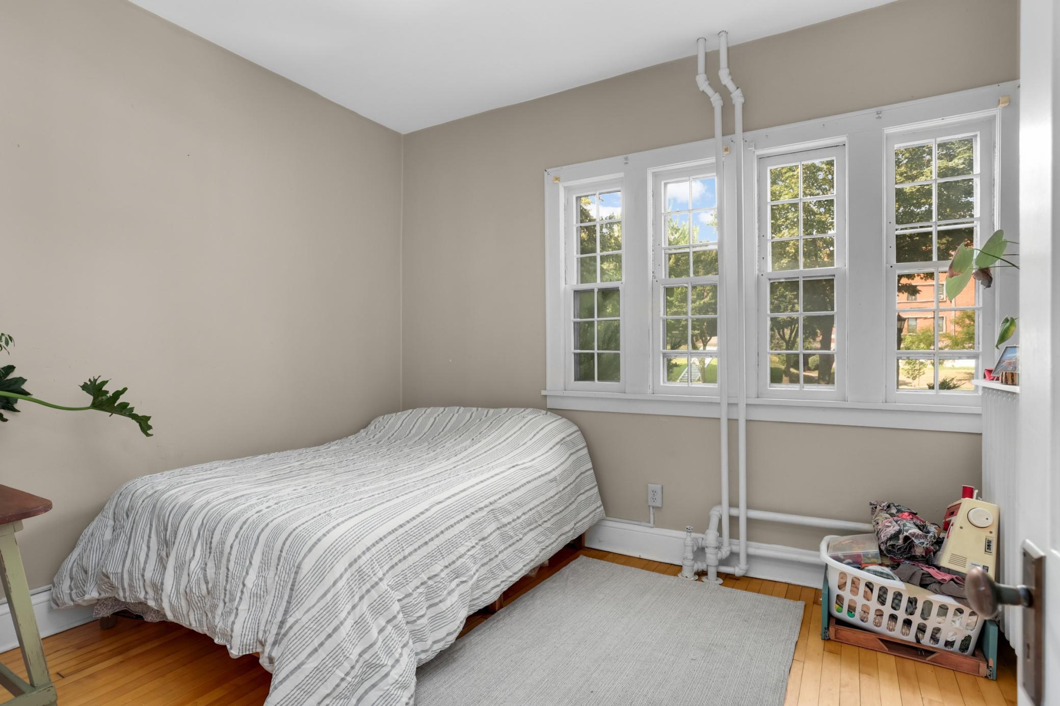 View of Residential Income at 116 Lexington Parkway, Saint Paul MN 55104, Saint Paul (14 of 53) - Mike Wilen | Minnesota Team Real Estate