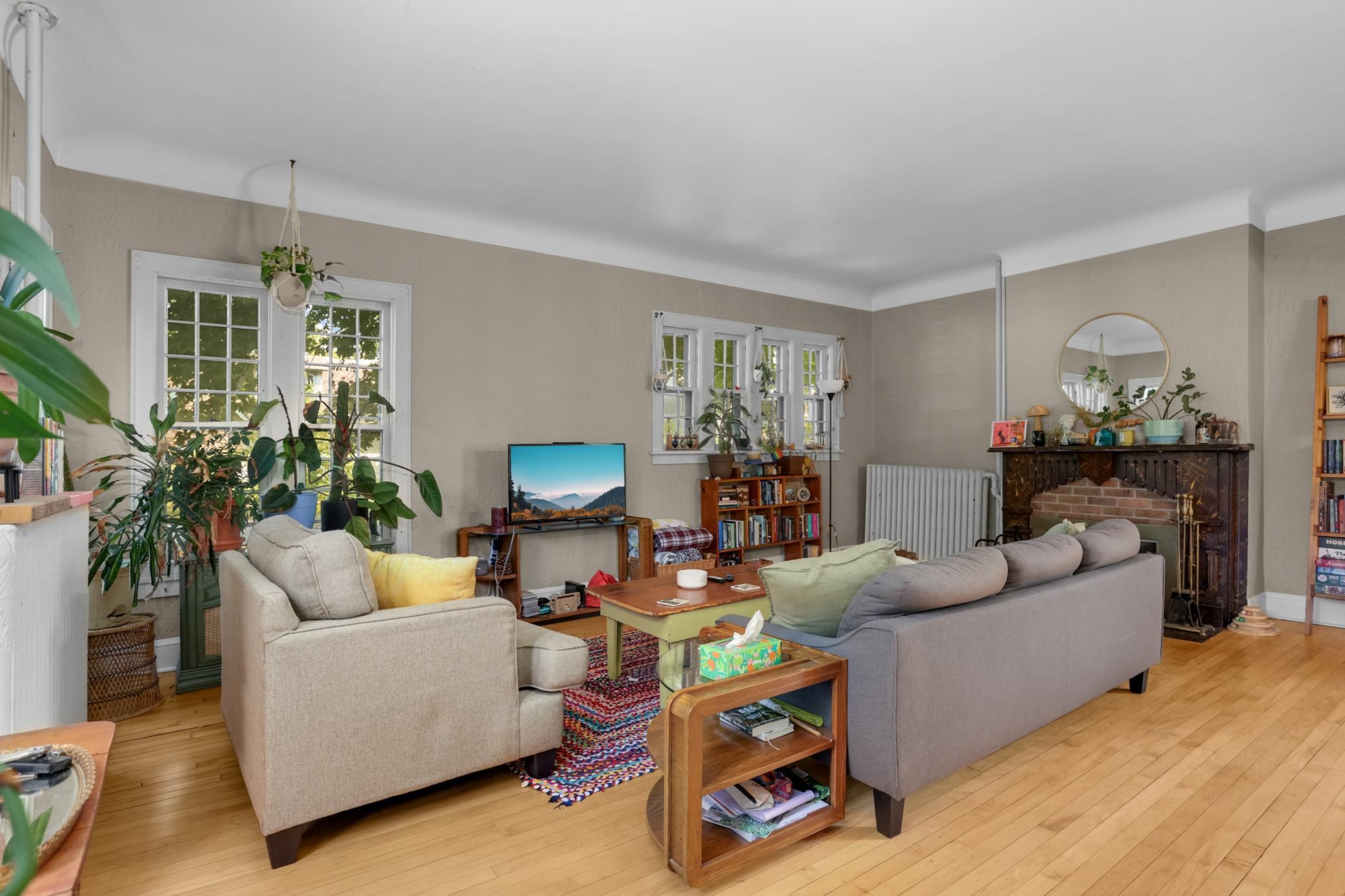 View of Residential Income at 116 Lexington Parkway, Saint Paul MN 55104, Saint Paul (2 of 53) - Mike Wilen | Minnesota Team Real Estate