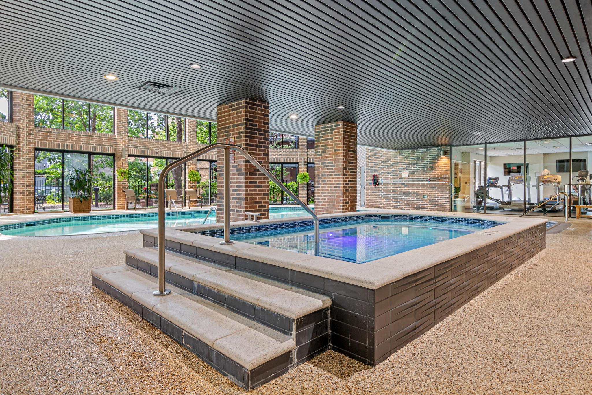 View of Residential at 1235 Yale Place #808, Minneapolis MN 55403, Minneapolis (39 of 47) - Mike Wilen | Minnesota Team Real Estate