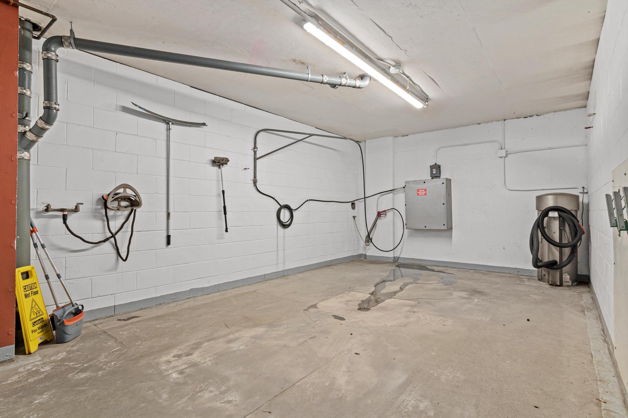 View of Residential at 1235 Yale Place #808, Minneapolis MN 55403, Minneapolis (34 of 47) - Mike Wilen | Minnesota Team Real Estate