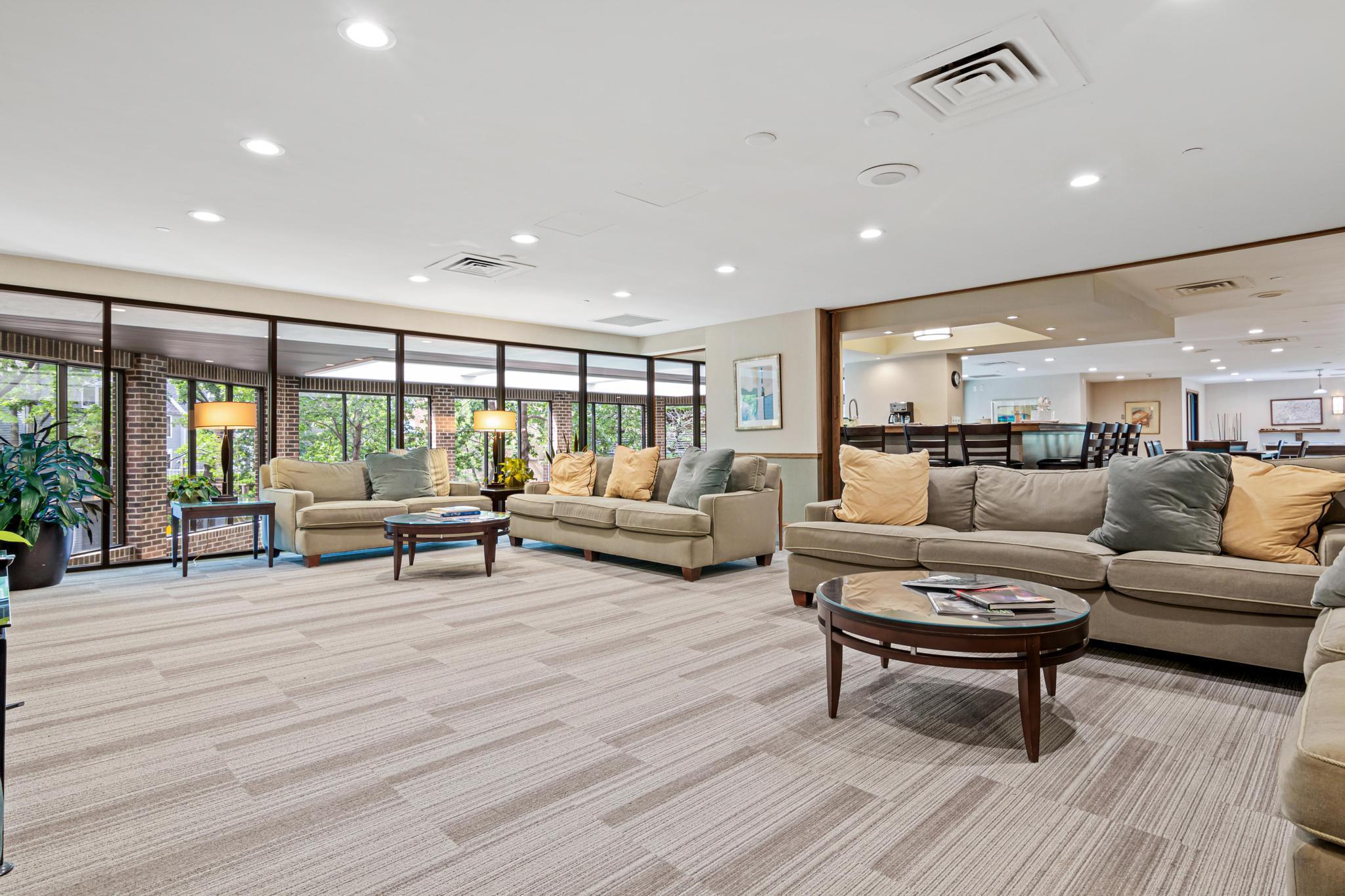 View of Residential at 1235 Yale Place #808, Minneapolis MN 55403, Minneapolis (28 of 47) - Mike Wilen | Minnesota Team Real Estate