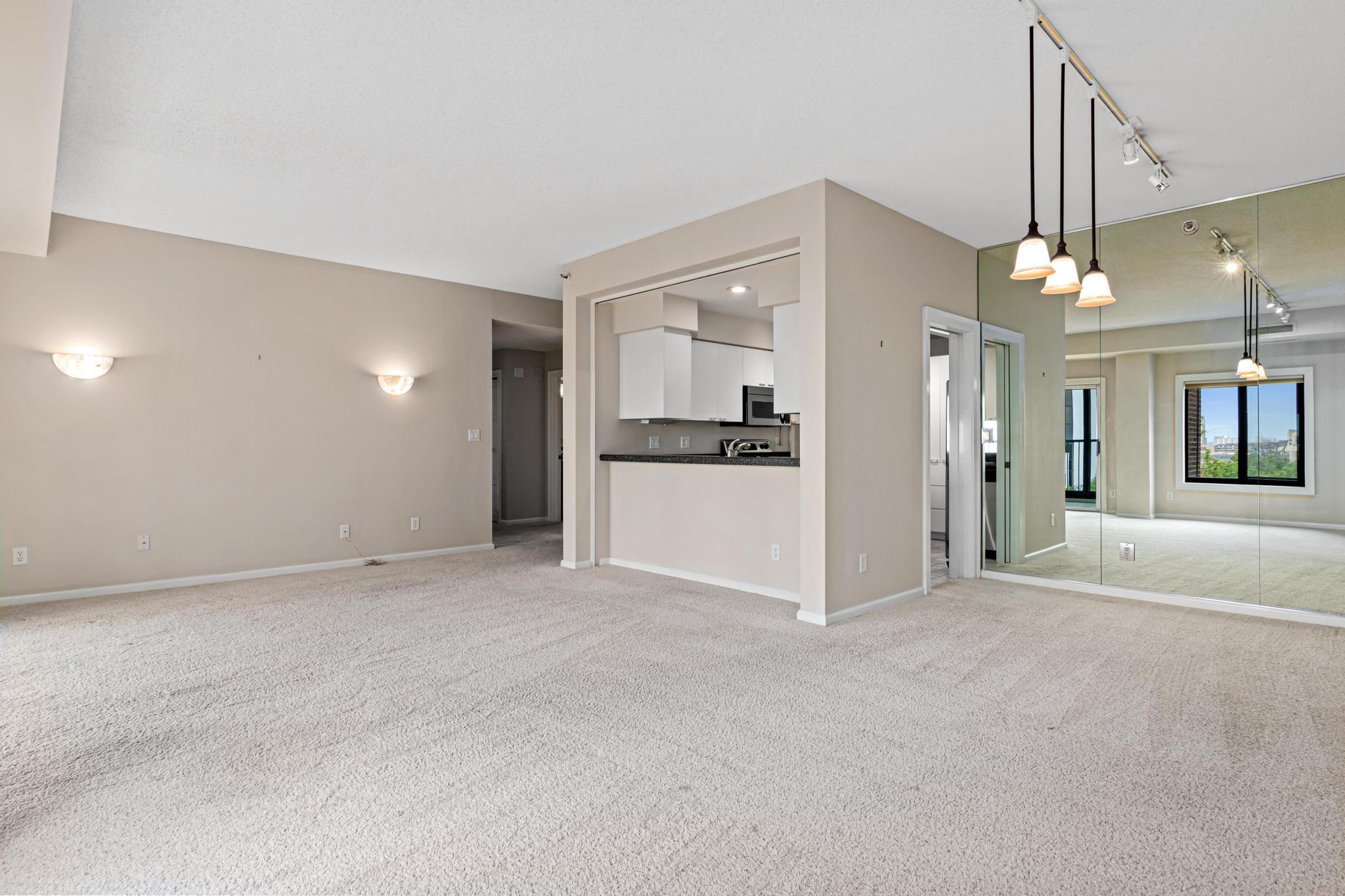 View of Residential at 1235 Yale Place #808, Minneapolis MN 55403, Minneapolis (6 of 47) - Mike Wilen | Minnesota Team Real Estate