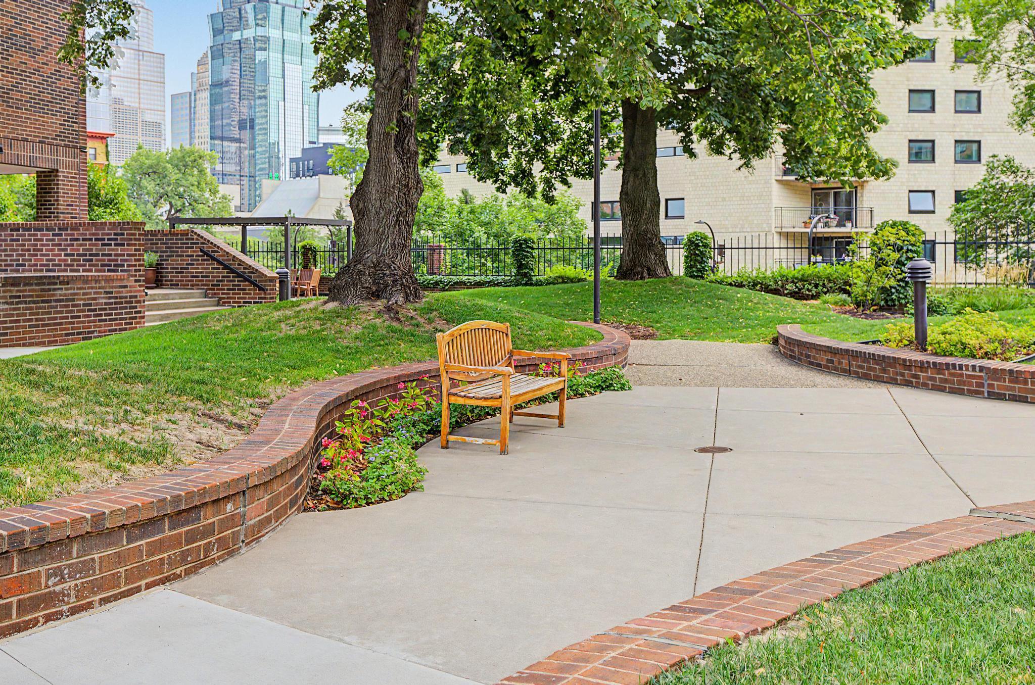 View of Residential at 1235 Yale Place #808, Minneapolis MN 55403, Minneapolis (43 of 47) - Mike Wilen | Minnesota Team Real Estate