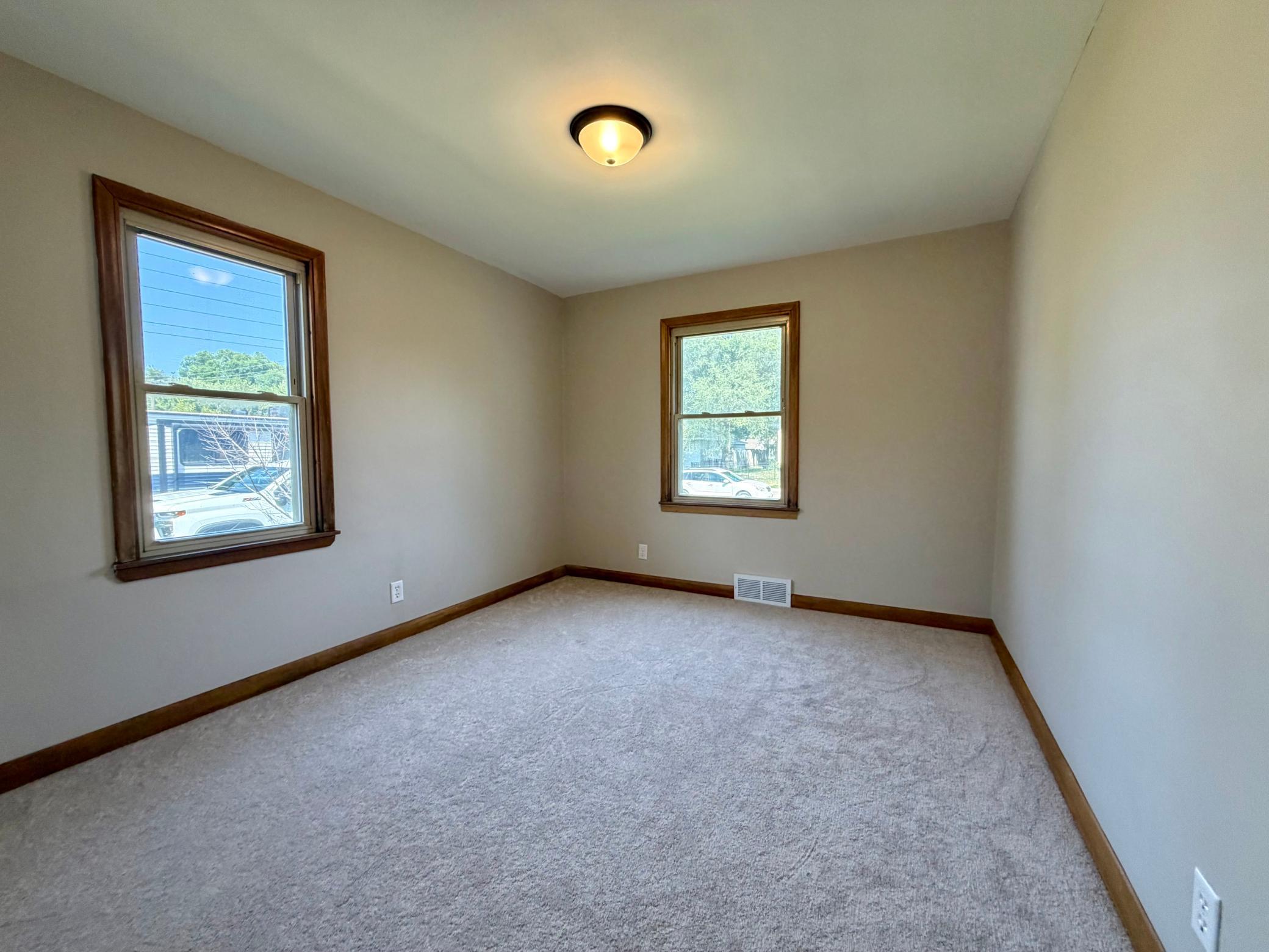 View of Residential at 5701 Humboldt Avenue, Brooklyn Center MN 55430, Brooklyn Center (19 of 27) - Mike Wilen | Minnesota Team Real Estate