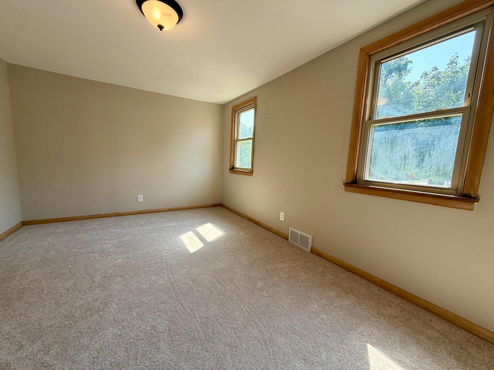 View of Residential at 5701 Humboldt Avenue, Brooklyn Center MN 55430, Brooklyn Center (14 of 27) - Mike Wilen | Minnesota Team Real Estate