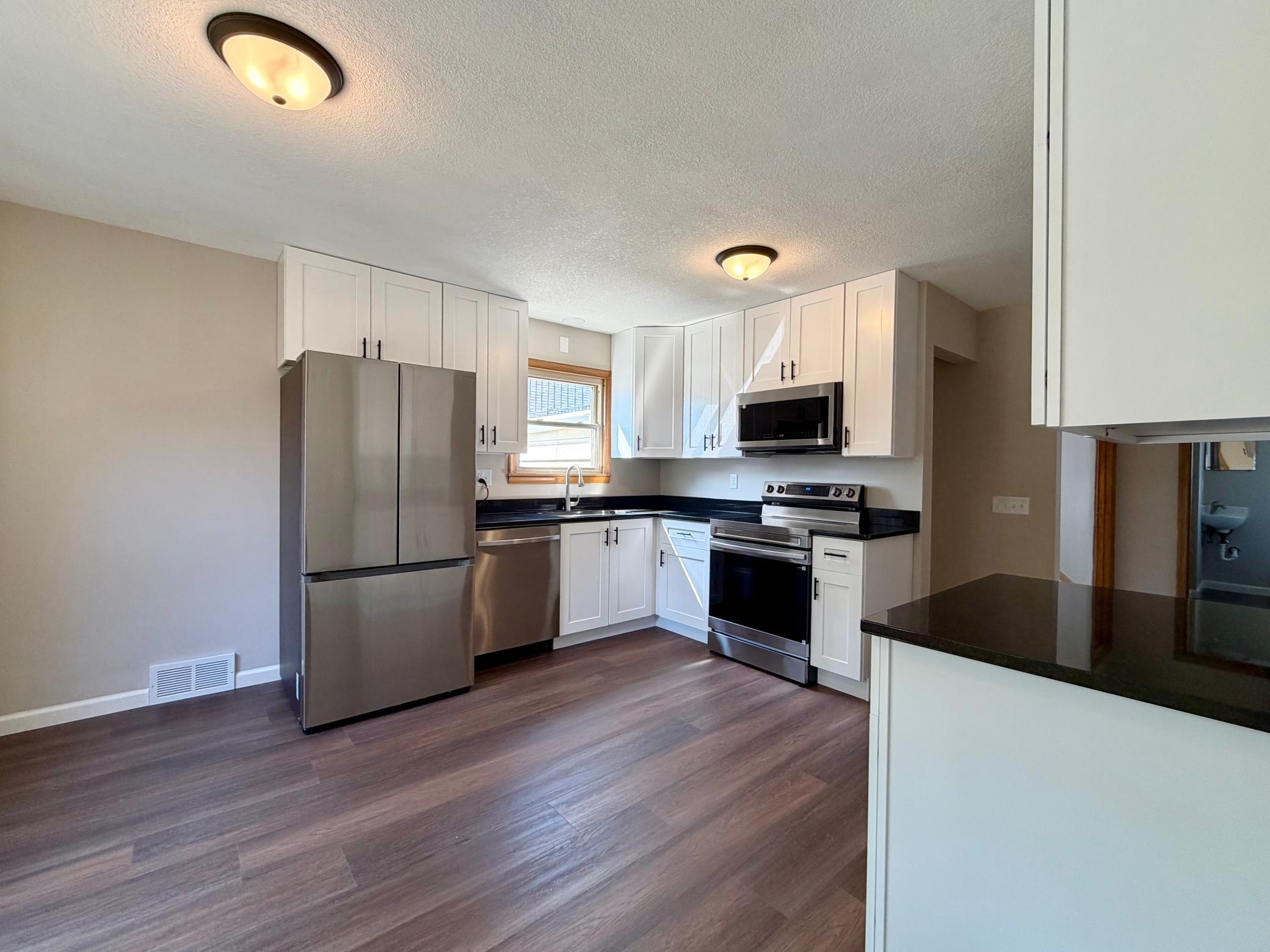 View of Residential at 5701 Humboldt Avenue, Brooklyn Center MN 55430, Brooklyn Center (5 of 27) - Mike Wilen | Minnesota Team Real Estate