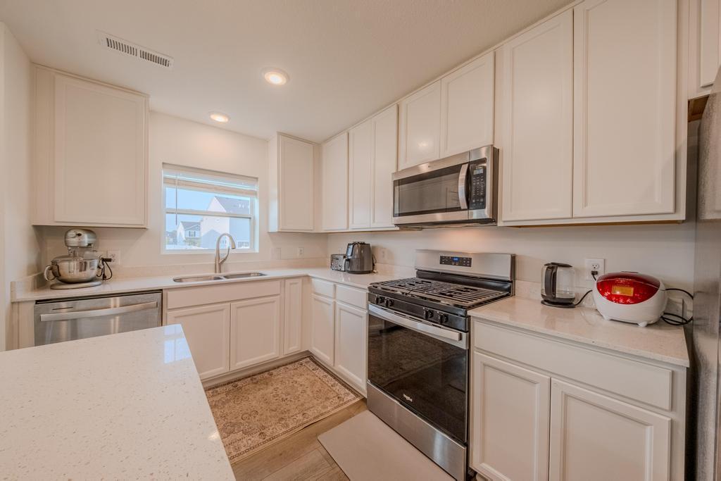 View of Residential at 6254 Highland Hills Lane, Cottage Grove MN 55016, Cottage Grove (15 of 54) - Mike Wilen | Minnesota Team Real Estate