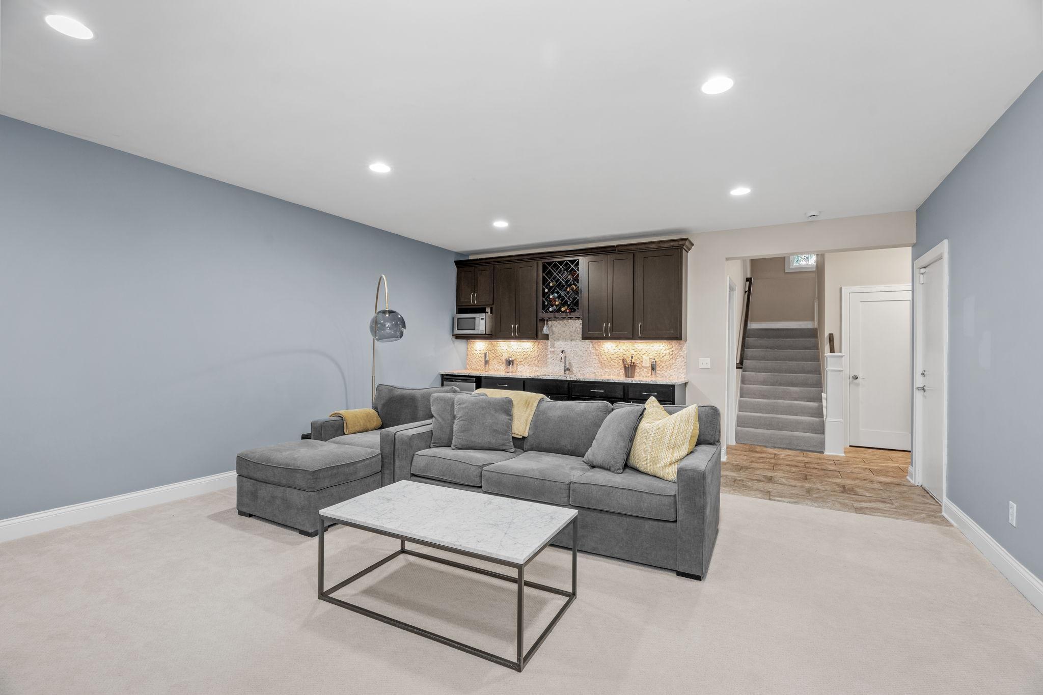 View of Residential at 4516 Chowen Avenue, Minneapolis MN 55410, Minneapolis (36 of 47) - Mike Wilen | Minnesota Team Real Estate