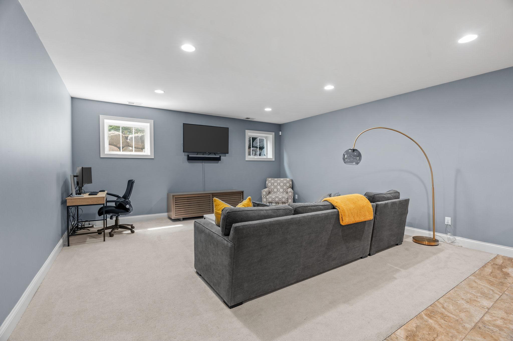 View of Residential at 4516 Chowen Avenue, Minneapolis MN 55410, Minneapolis (35 of 47) - Mike Wilen | Minnesota Team Real Estate
