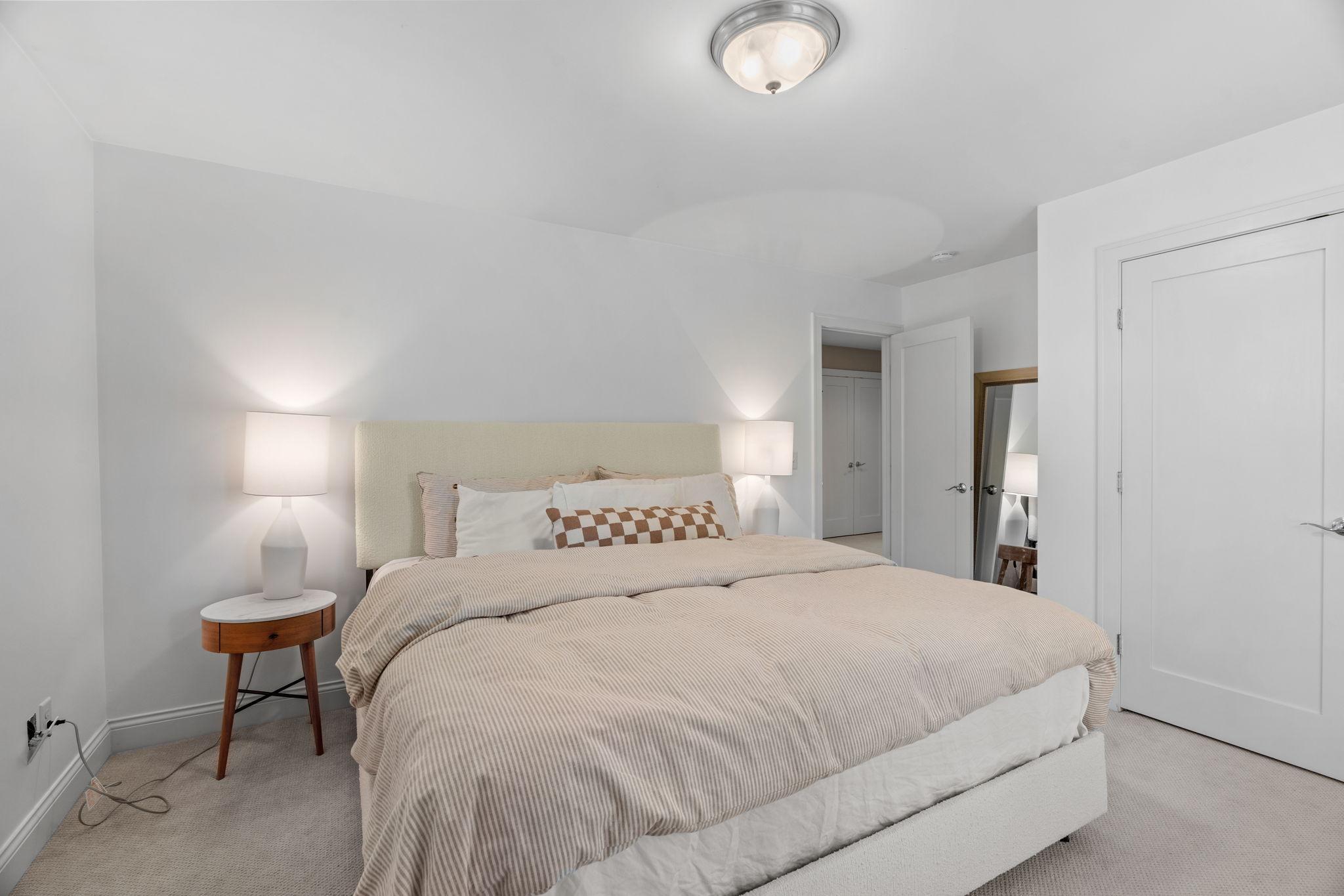 View of Residential at 4516 Chowen Avenue, Minneapolis MN 55410, Minneapolis (27 of 47) - Mike Wilen | Minnesota Team Real Estate