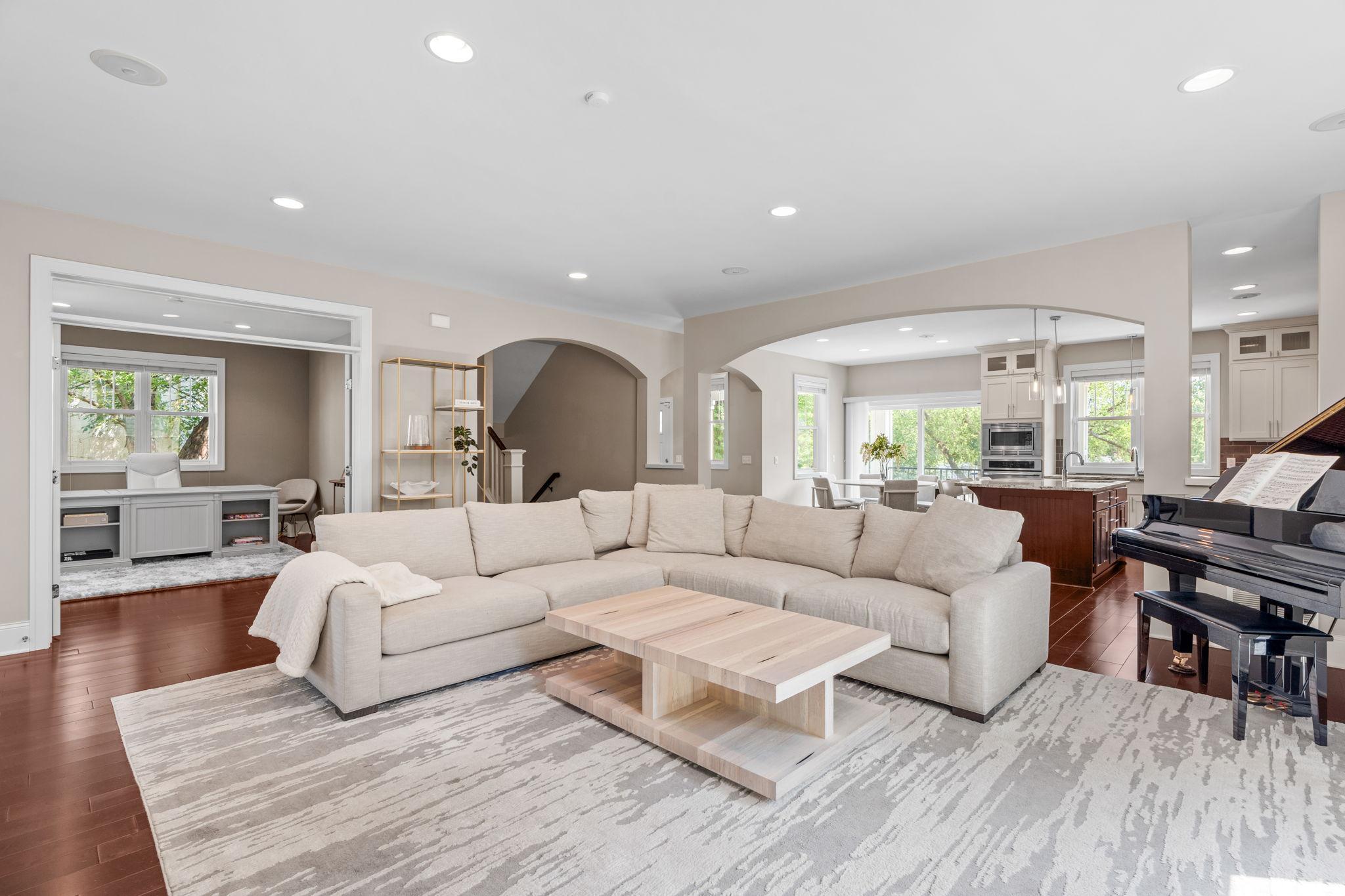 View of Residential at 4516 Chowen Avenue, Minneapolis MN 55410, Minneapolis (13 of 47) - Mike Wilen | Minnesota Team Real Estate