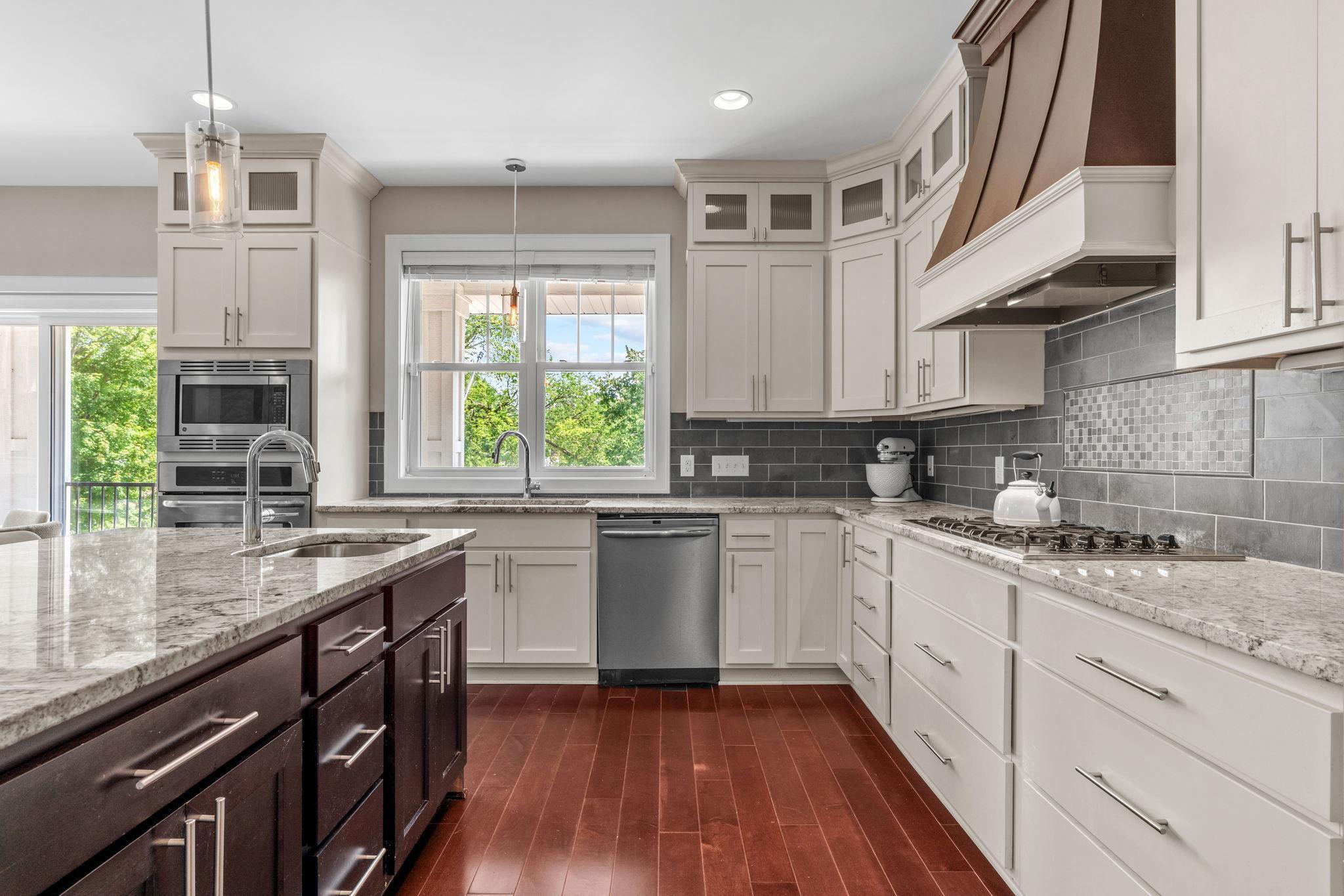View of Residential at 4516 Chowen Avenue, Minneapolis MN 55410, Minneapolis (8 of 47) - Mike Wilen | Minnesota Team Real Estate