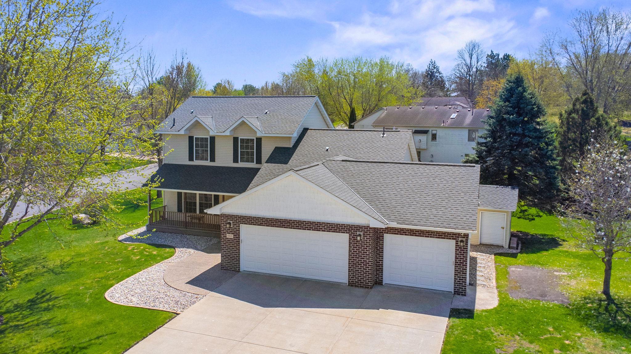View of Residential at 955 Park Drive, Belle Plaine MN 56011, Belle Plaine (5 of 52) - Mike Wilen | Minnesota Team Real Estate