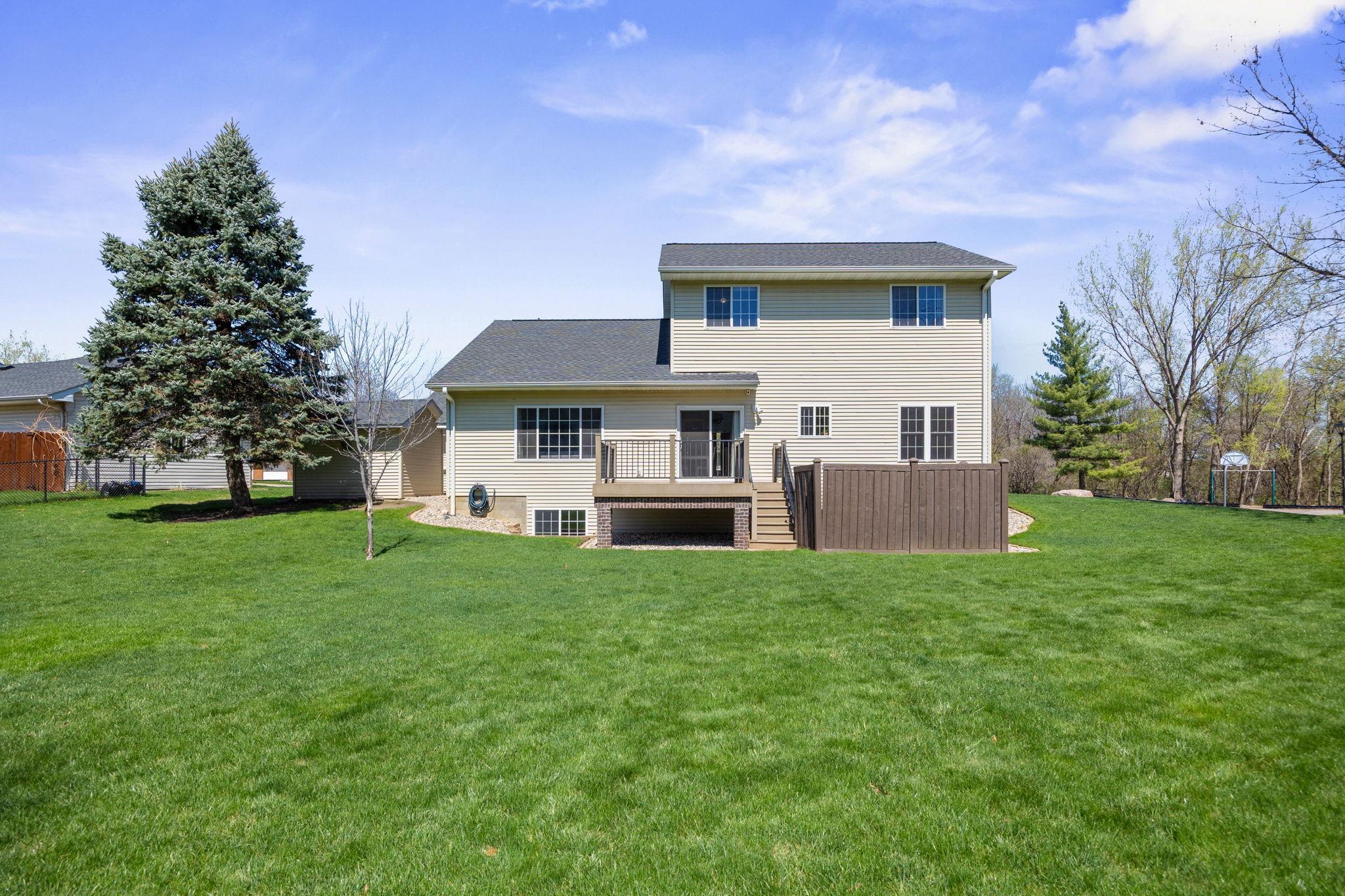 View of Residential at 955 Park Drive, Belle Plaine MN 56011, Belle Plaine (39 of 52) - Mike Wilen | Minnesota Team Real Estate
