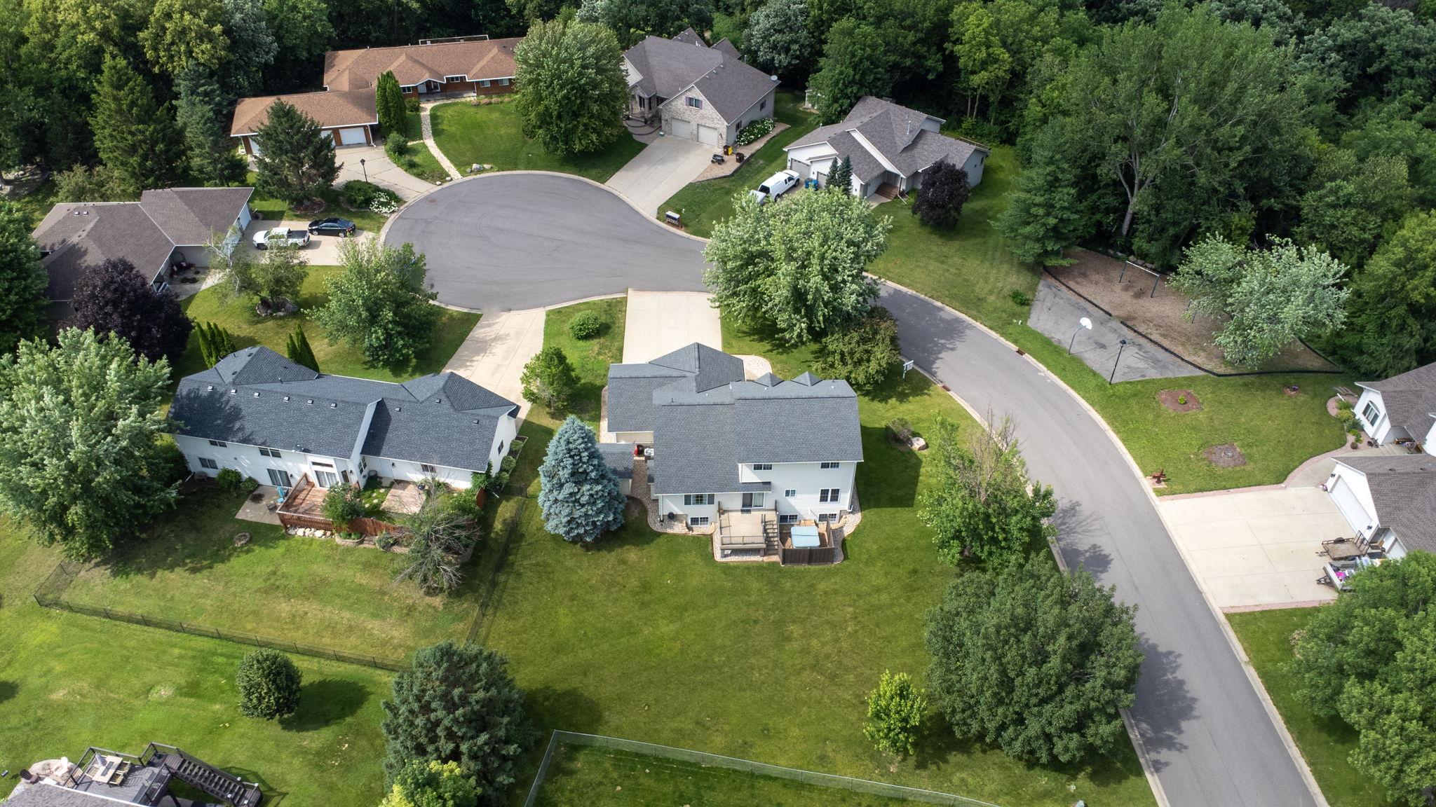 View of Residential at 955 Park Drive, Belle Plaine MN 56011, Belle Plaine (43 of 52) - Mike Wilen | Minnesota Team Real Estate