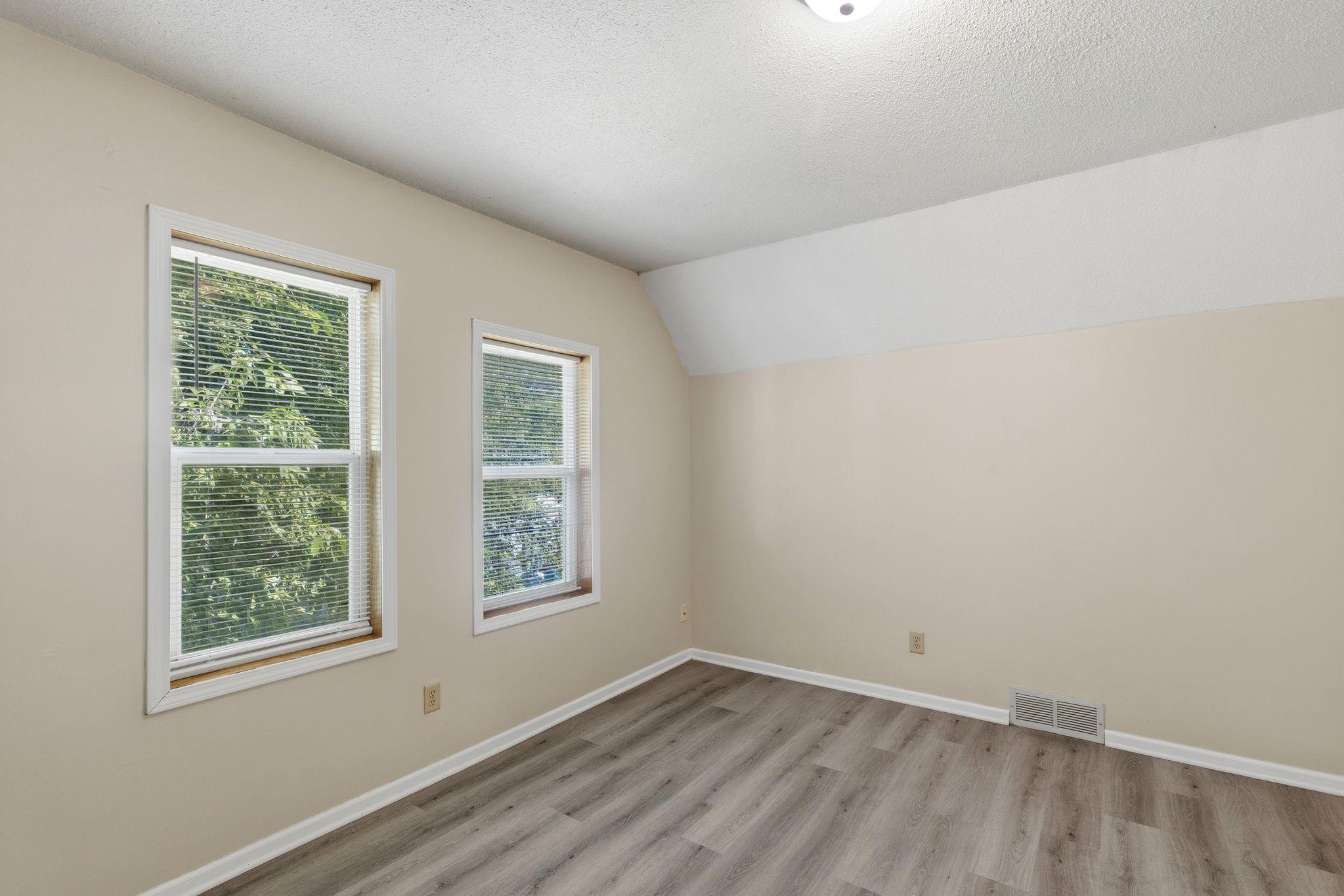 View of Residential at 395 Lafond Avenue, Saint Paul MN 55103, Saint Paul (27 of 36) - Mike Wilen | Minnesota Team Real Estate