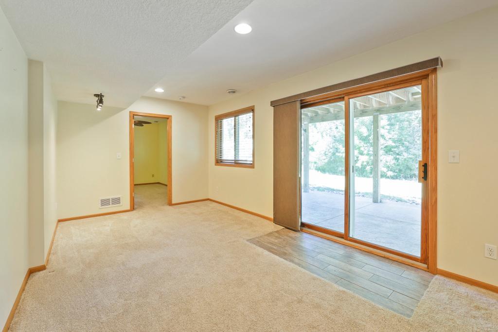 View of Residential at 2477 Windsor Lane, Woodbury MN 55125, Woodbury (35 of 51) - Mike Wilen | Minnesota Team Real Estate