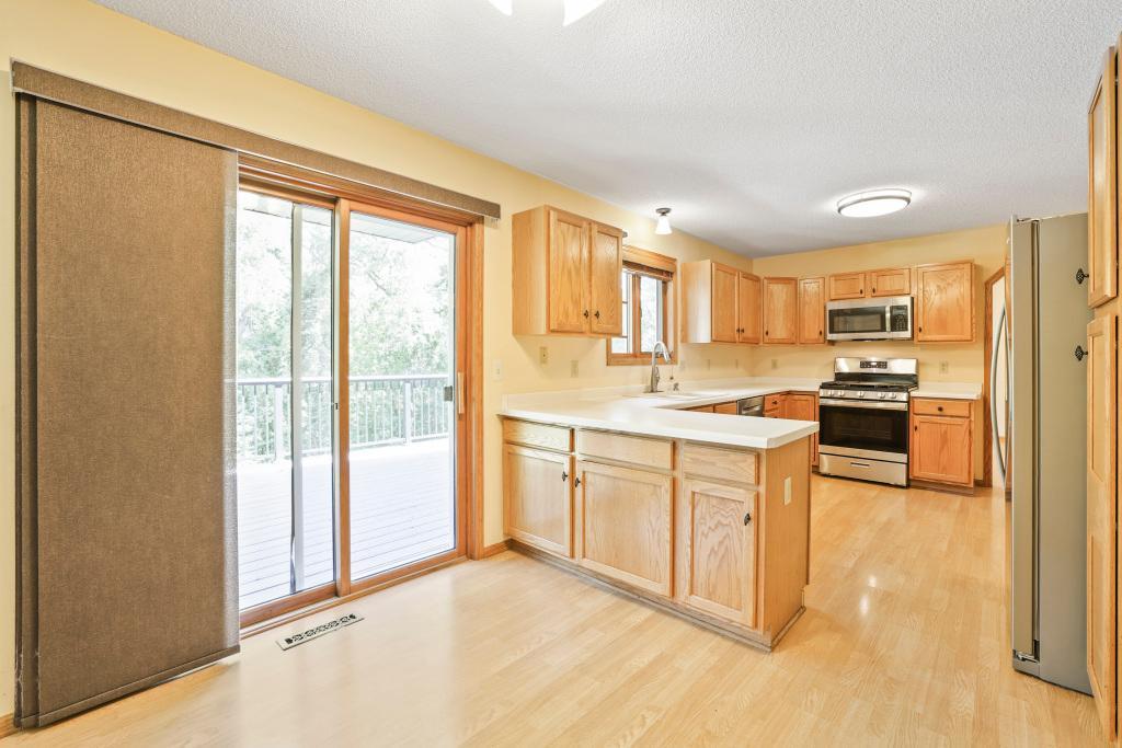 View of Residential at 2477 Windsor Lane, Woodbury MN 55125, Woodbury (12 of 51) - Mike Wilen | Minnesota Team Real Estate