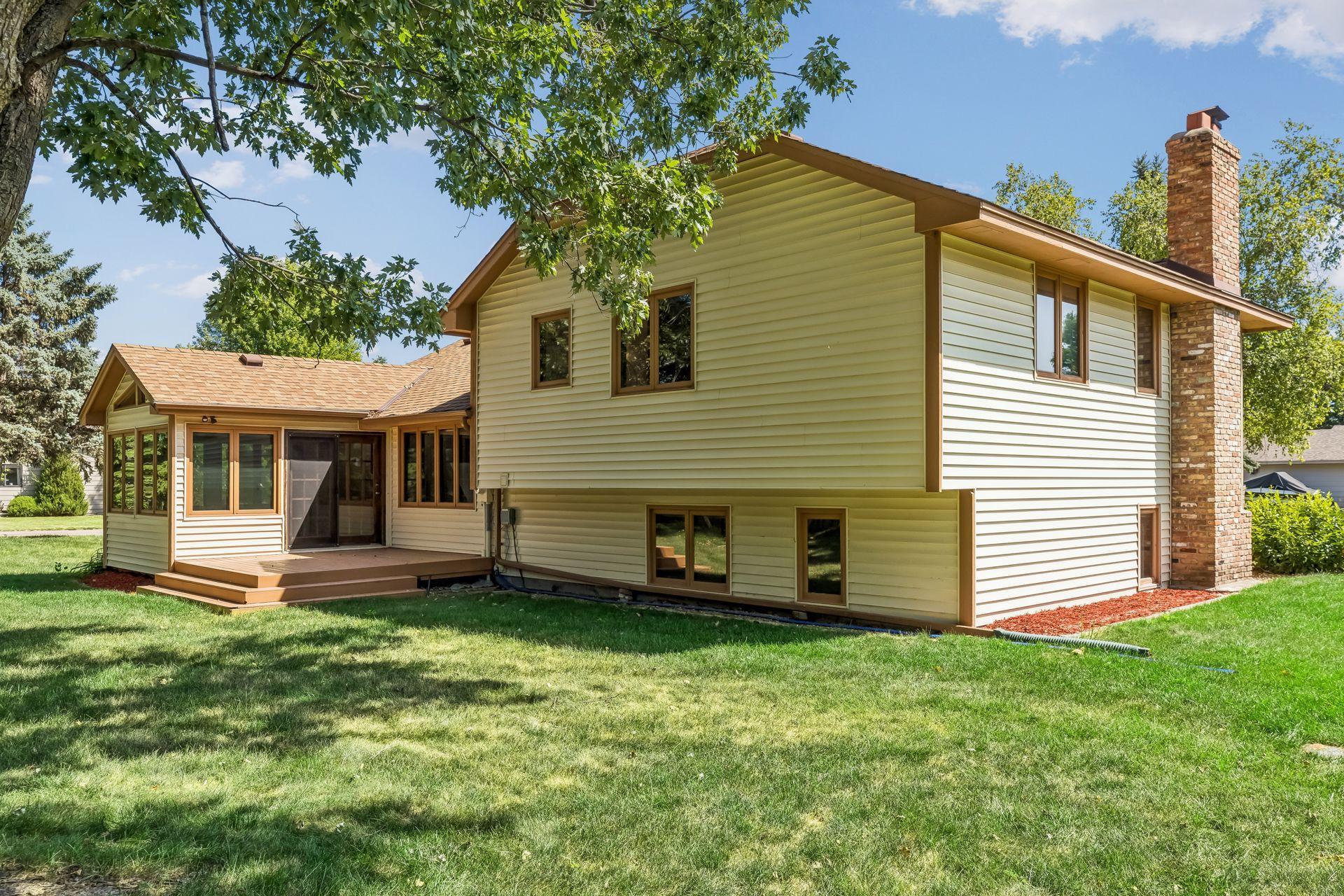 View of Residential at 10000 31st Avenue, Plymouth MN 55441, Plymouth (33 of 37) - Mike Wilen | Minnesota Team Real Estate