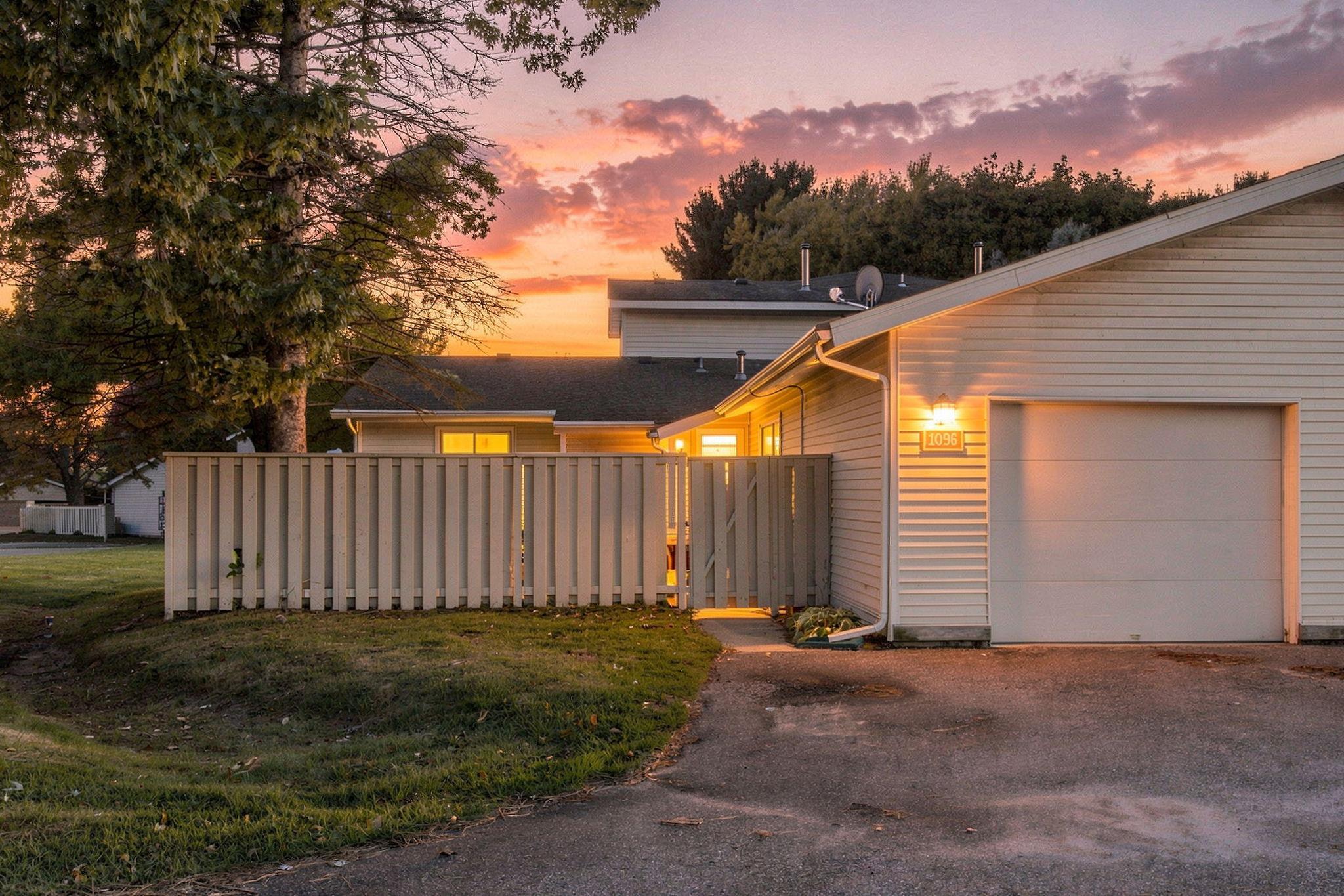 View of Residential at 1096 Carmel Court, Shoreview MN 55126, Shoreview (19 of 20) - Mike Wilen | Minnesota Team Real Estate