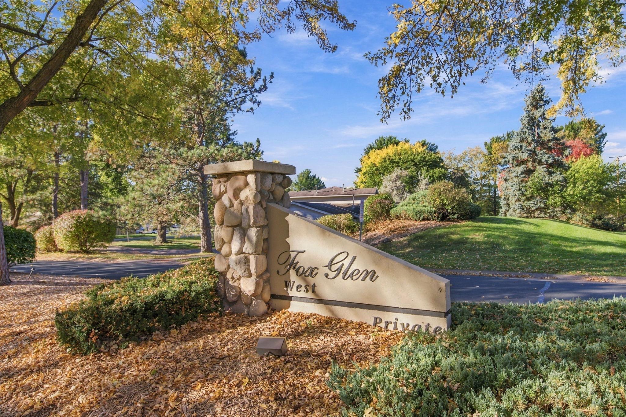 View of Residential at 1096 Carmel Court, Shoreview MN 55126, Shoreview (18 of 20) - Mike Wilen | Minnesota Team Real Estate