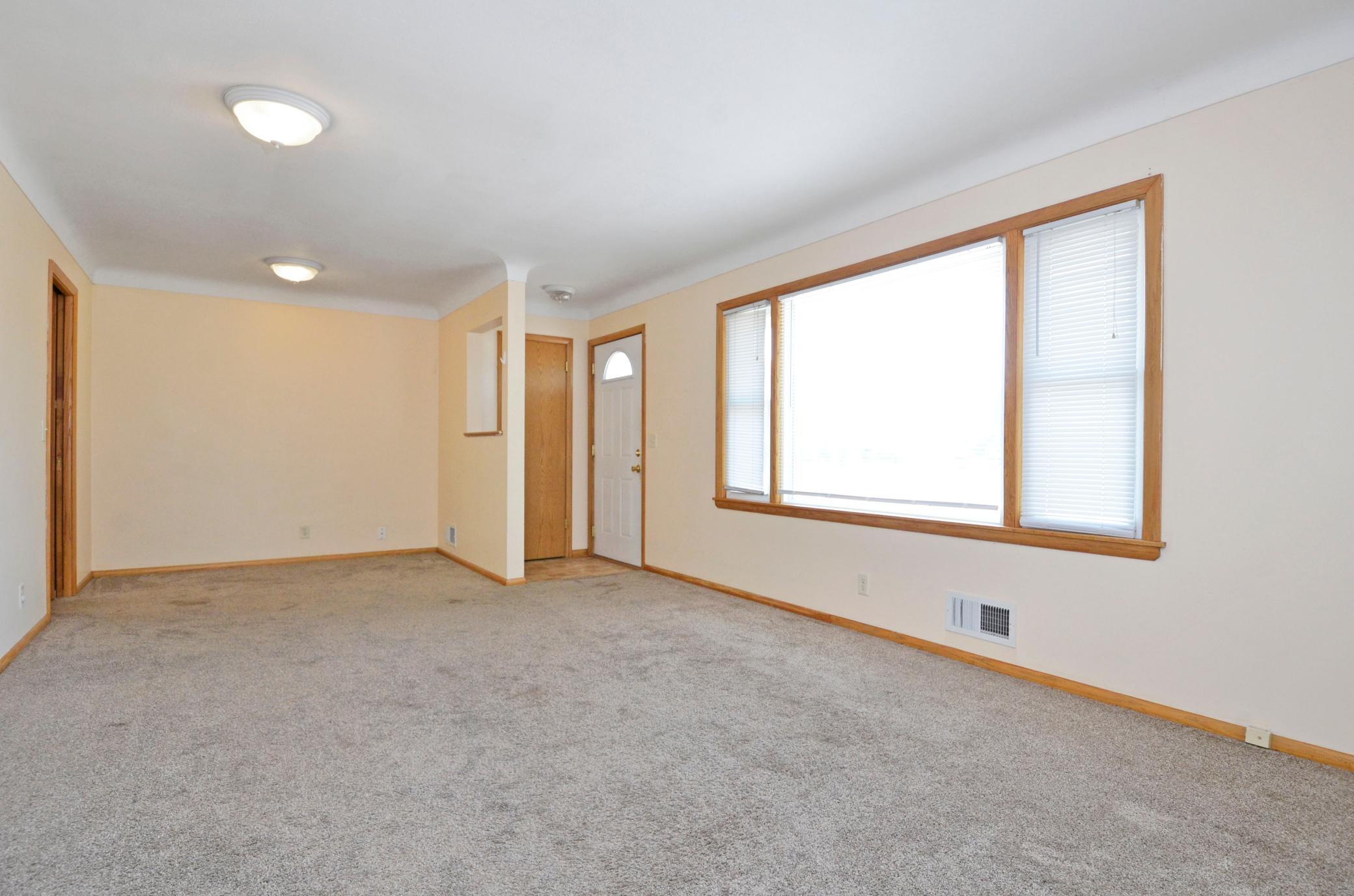 View of Residential at 6206 Brooklyn Boulevard, Brooklyn Center MN 55429, Brooklyn Center (4 of 25) - Mike Wilen | Minnesota Team Real Estate