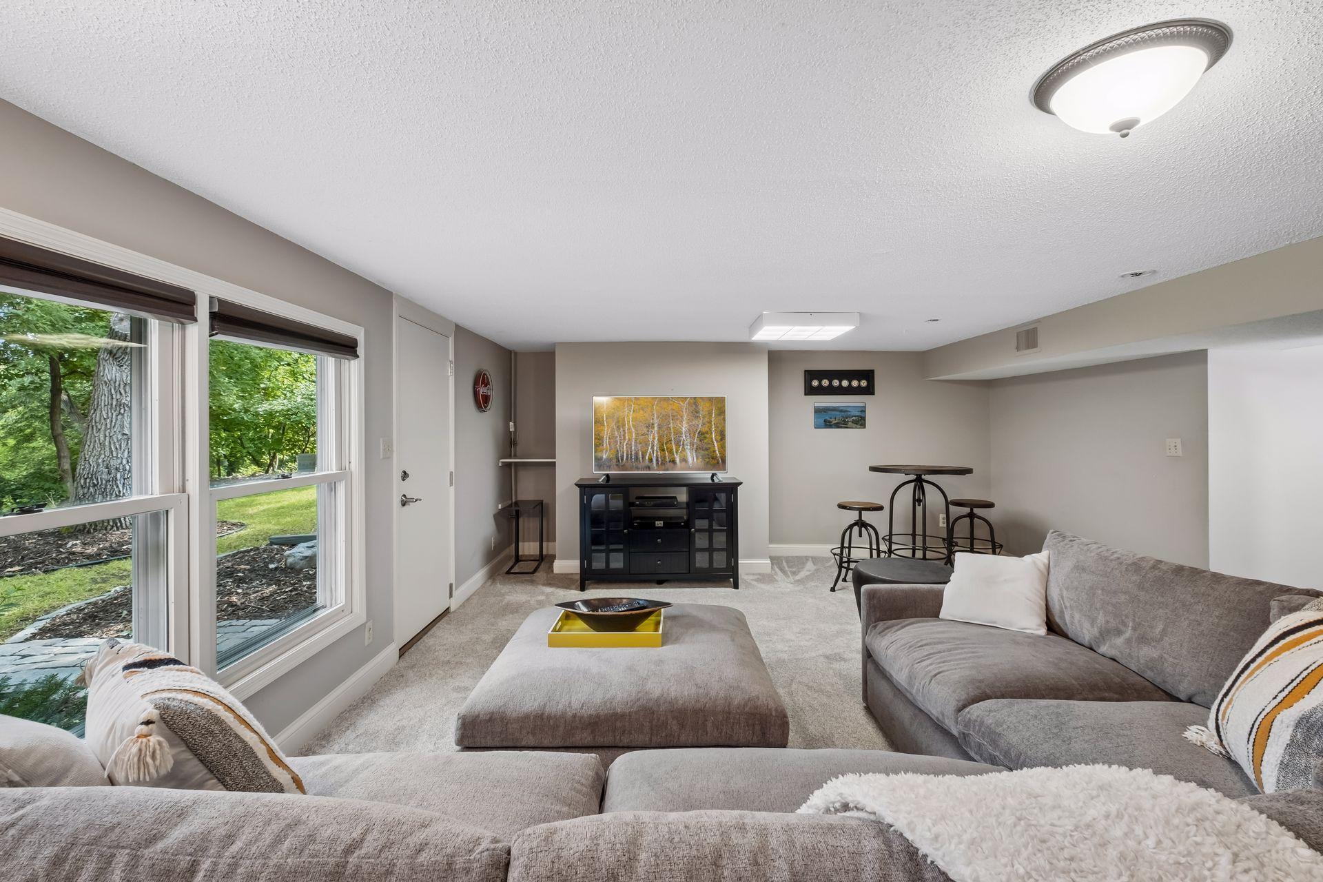 View of Residential at 3308 55th Street, Edina MN 55410, Edina (36 of 42) - Mike Wilen | Minnesota Team Real Estate