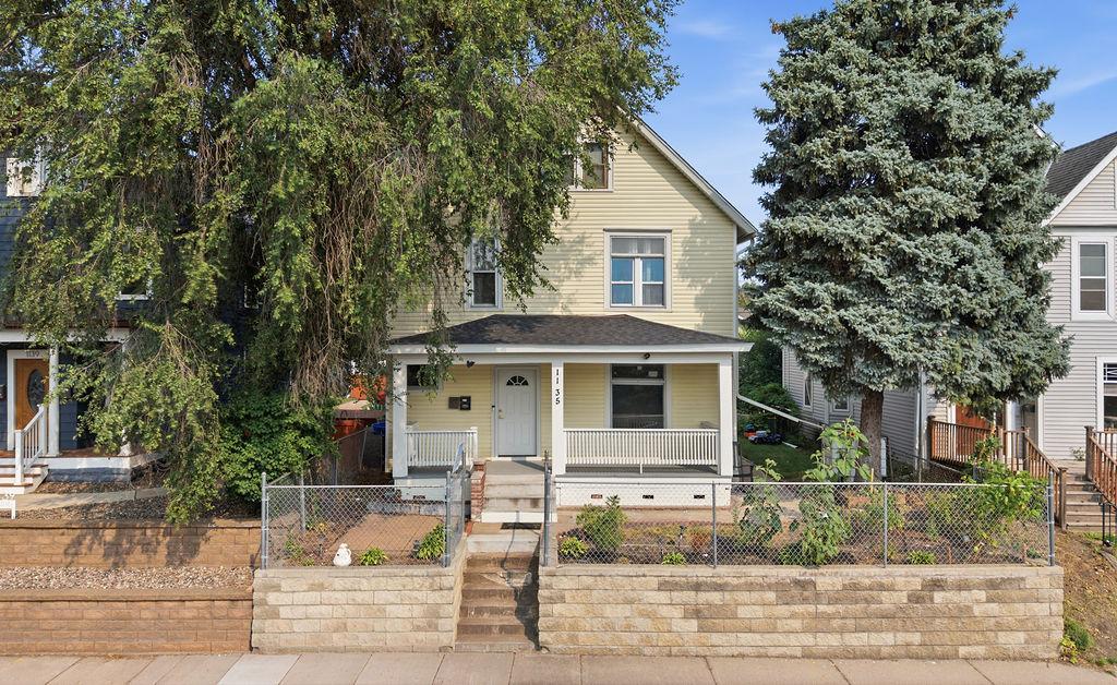 View of Duplex Up and Down at 1135 Washington Street, Minneapolis - Mike Wilen | Minnesota Team Real Estate