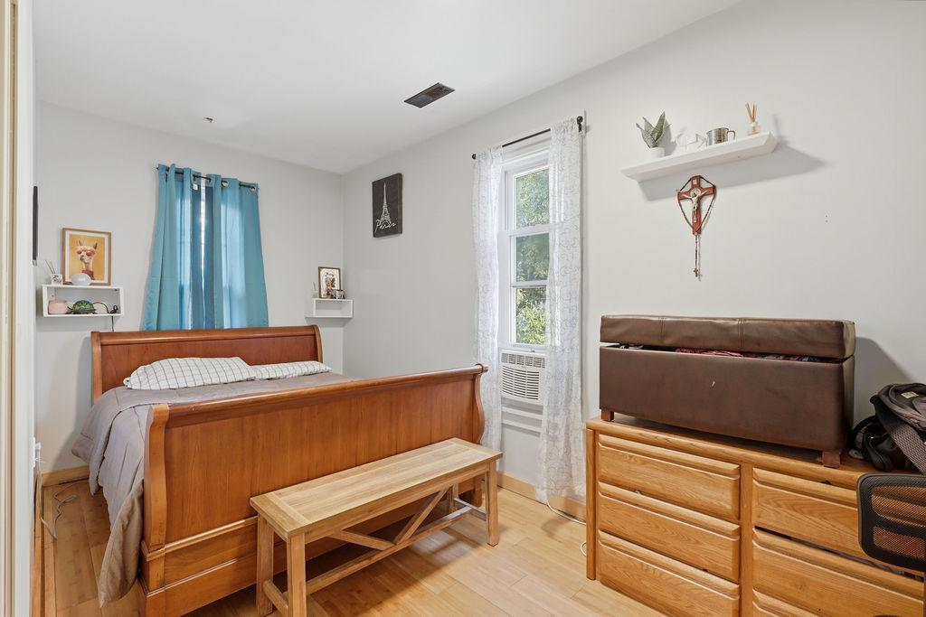 View of Residential Income at 1135 Washington Street, Minneapolis MN 55413, Minneapolis (19 of 33) - Mike Wilen | Minnesota Team Real Estate