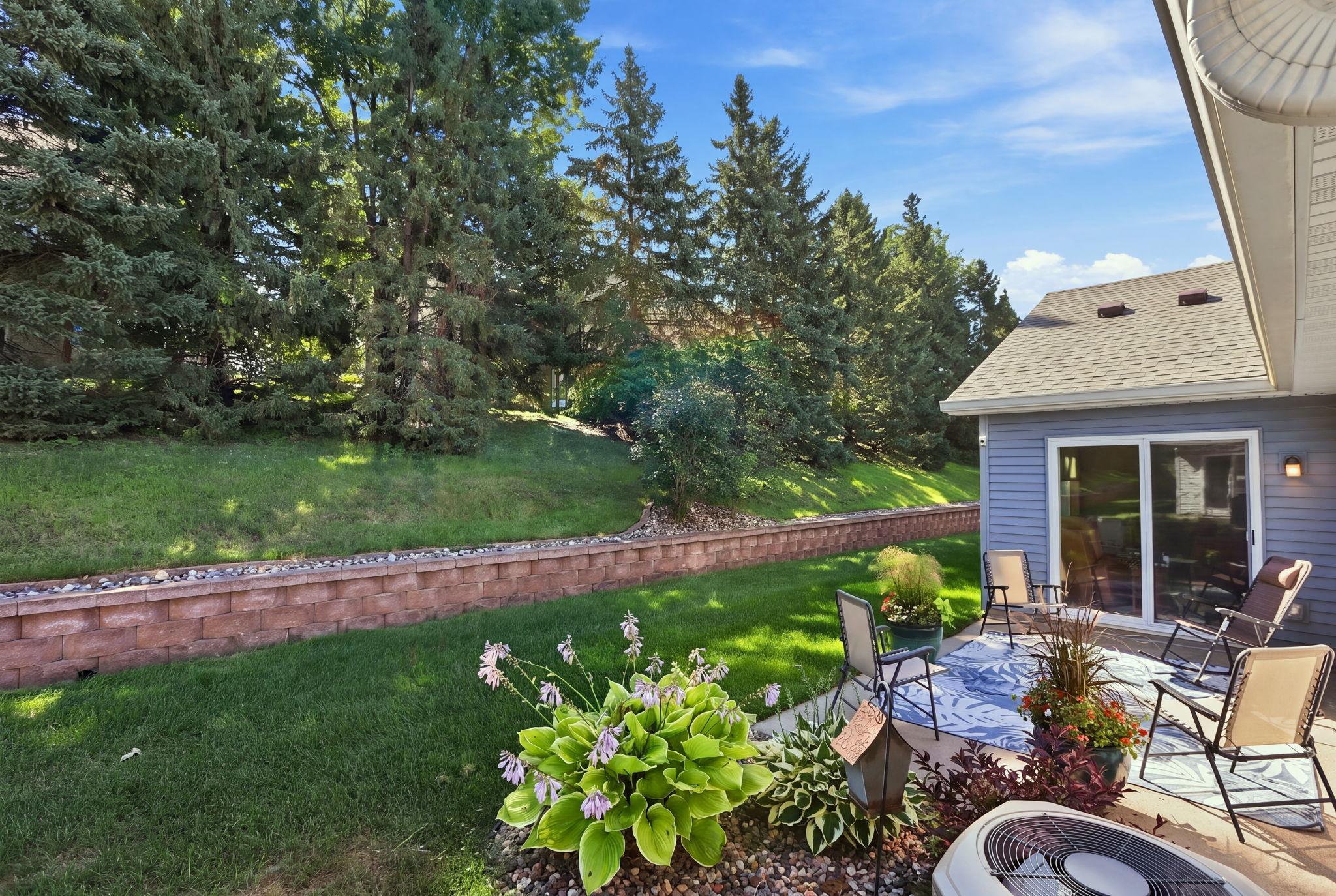 View of Residential at 7590 Newbury Road, Woodbury MN 55125, Woodbury (27 of 29) - Mike Wilen | Minnesota Team Real Estate