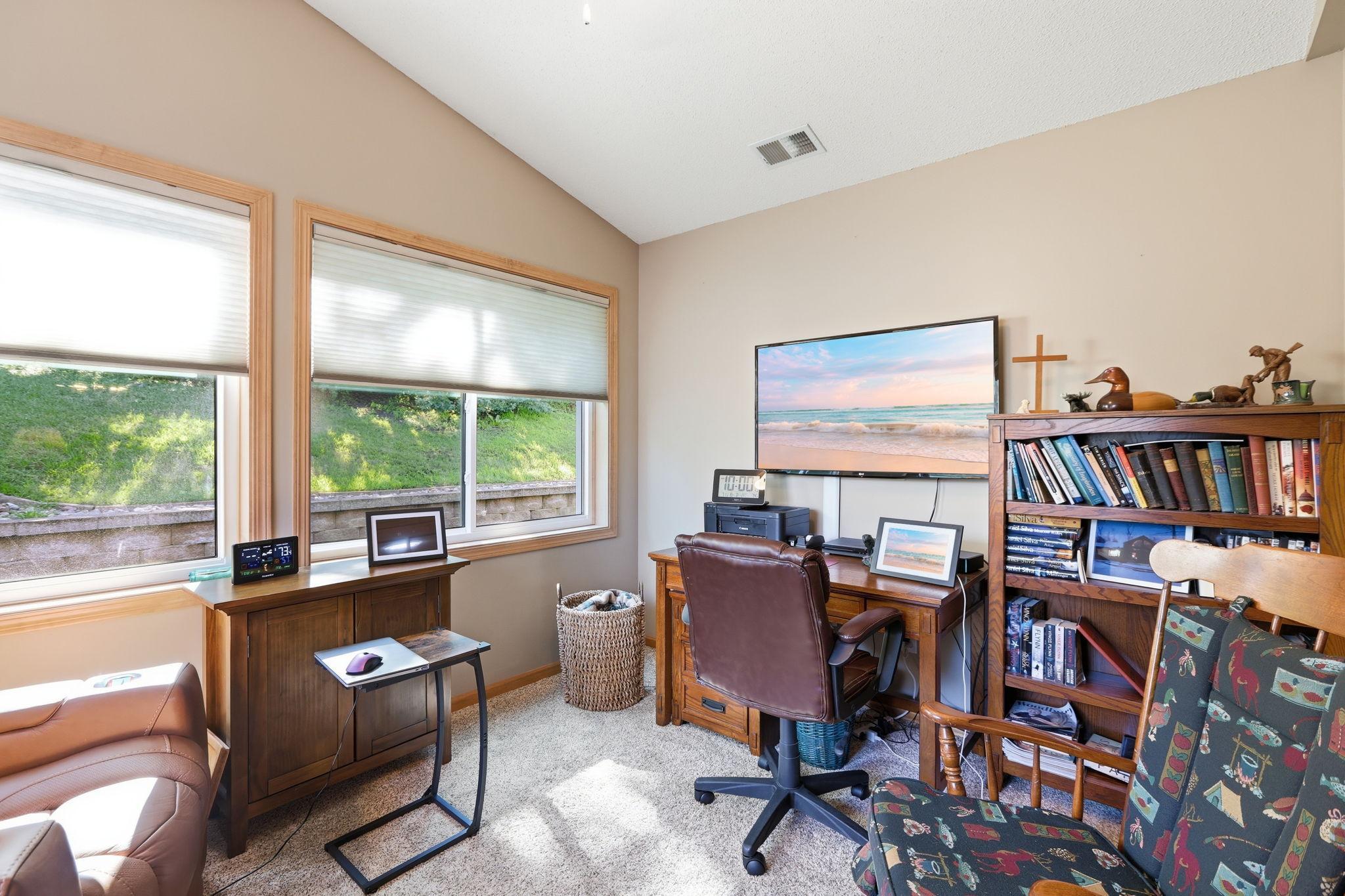 View of Residential at 7590 Newbury Road, Woodbury MN 55125, Woodbury (25 of 29) - Mike Wilen | Minnesota Team Real Estate