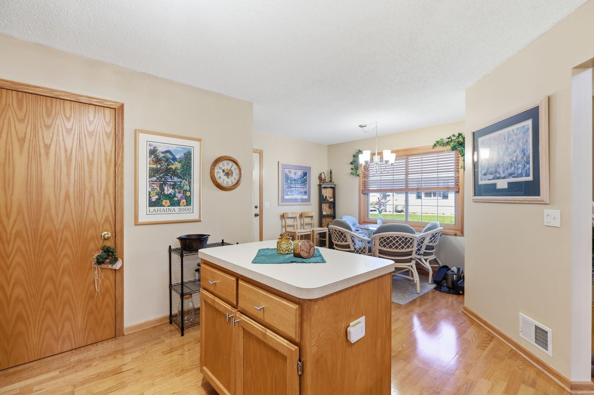 View of Residential at 7590 Newbury Road, Woodbury MN 55125, Woodbury (13 of 29) - Mike Wilen | Minnesota Team Real Estate