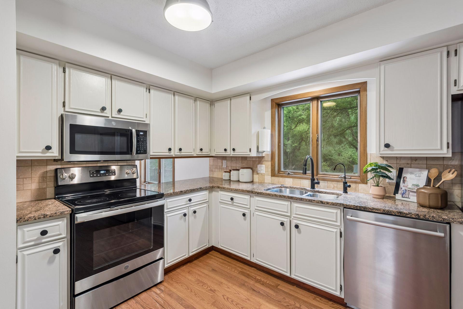 View of Residential at 5080 Jamaca Avenue, Lake Elmo MN 55042, Lake Elmo (18 of 53) - Mike Wilen | Minnesota Team Real Estate