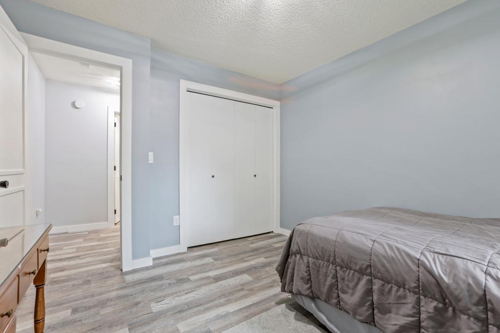 View of Residential at 5536 Aldrich Drive, Brooklyn Center MN 55430, Brooklyn Center (23 of 31) - Mike Wilen | Minnesota Team Real Estate